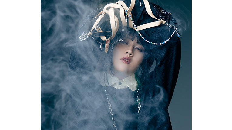 Chevon 谷絹茉優がファッションブランド〈glamb〉最新コレクションのモデルに