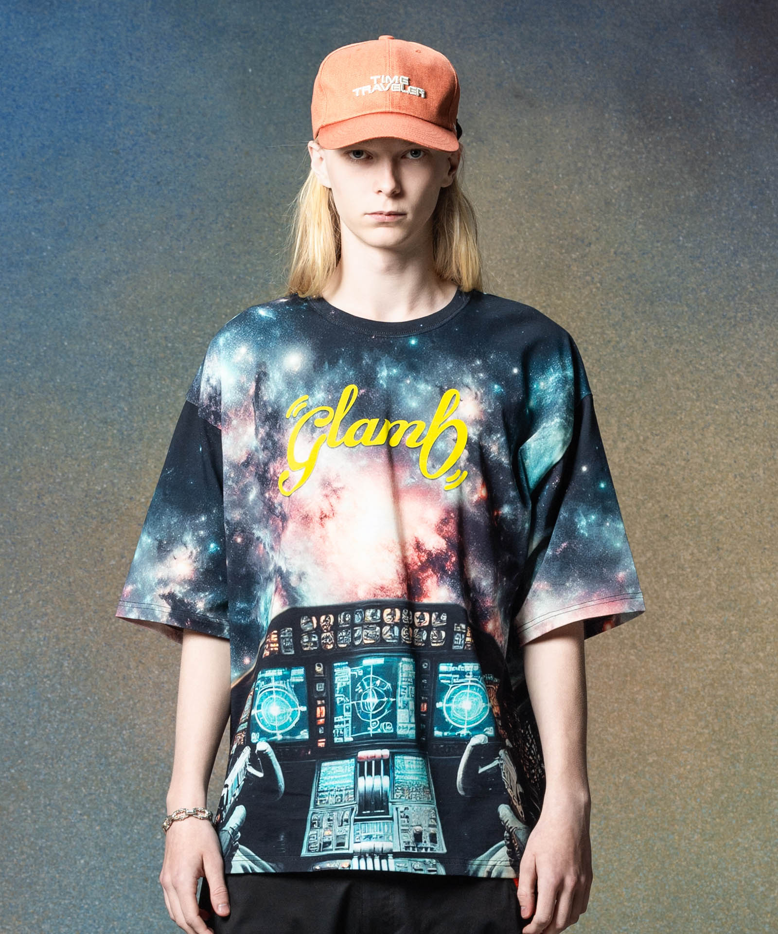 H:185 / C:78 / W:64 / H:88 着用サイズ:M