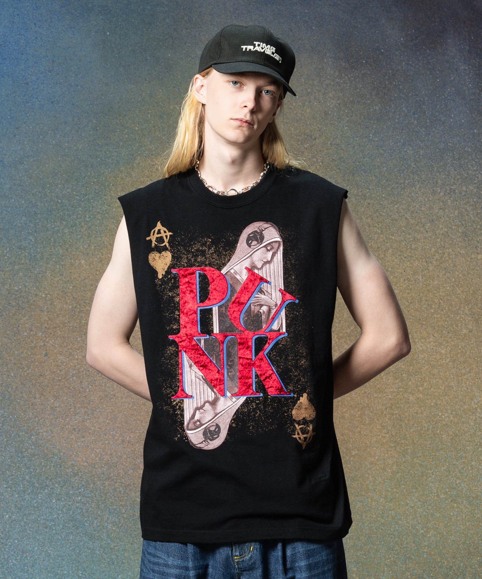 H:185 / C:78 / W:64 / H:88 着用サイズ:L