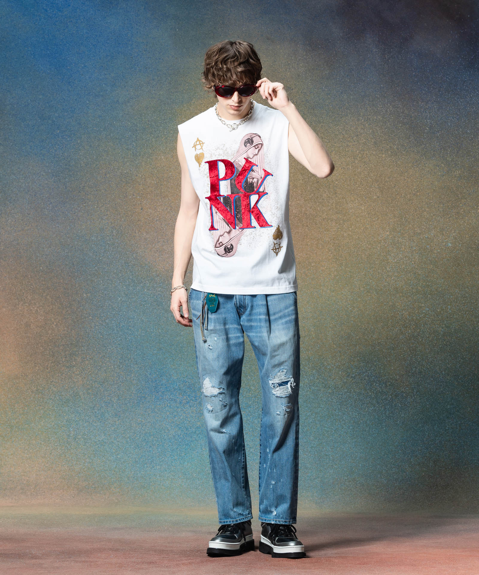 H:186 / C:89 / W:71 / H:92 着用サイズ:M