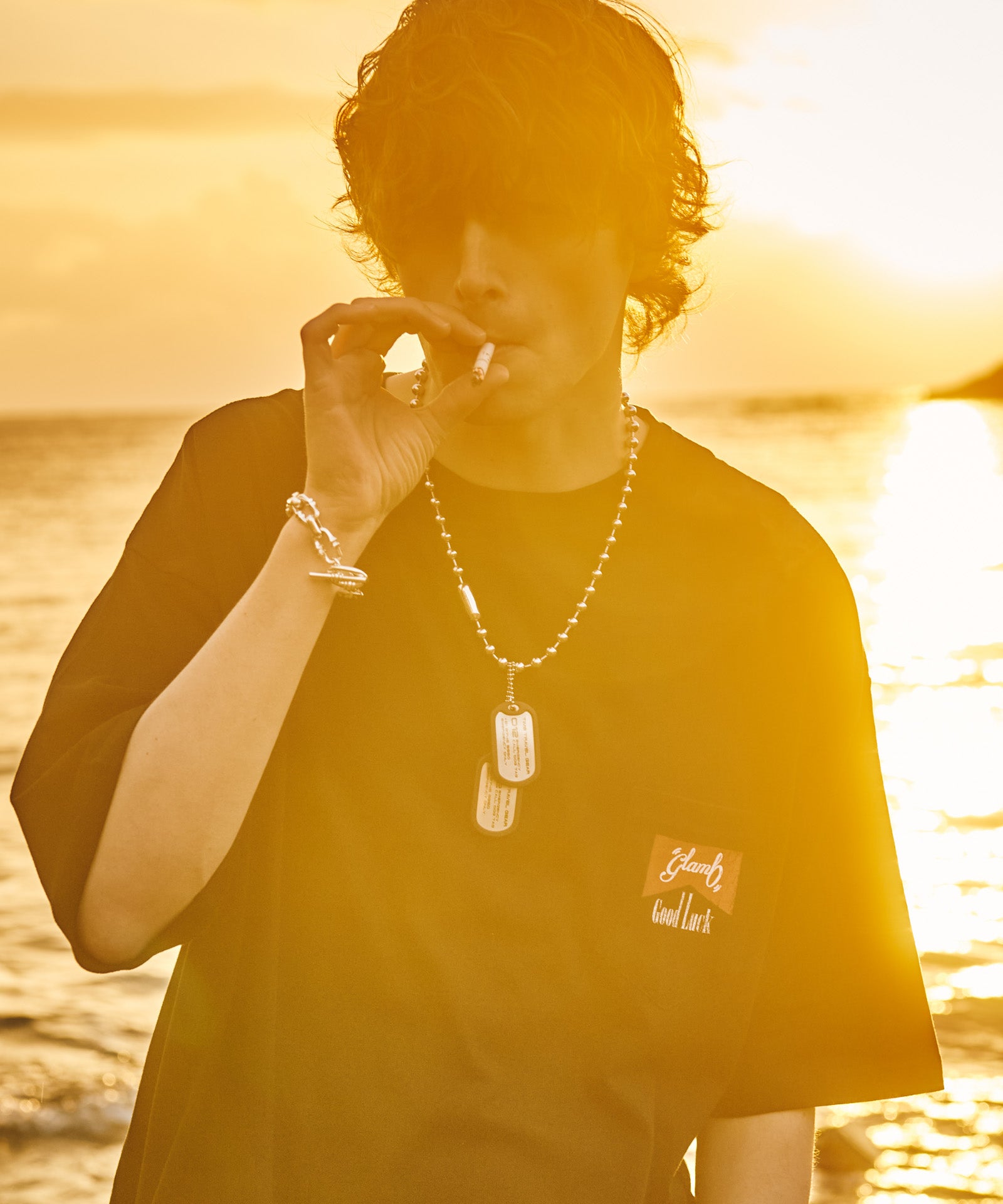 H:186 / C:89 / W:71 / H:92 着用サイズ:L