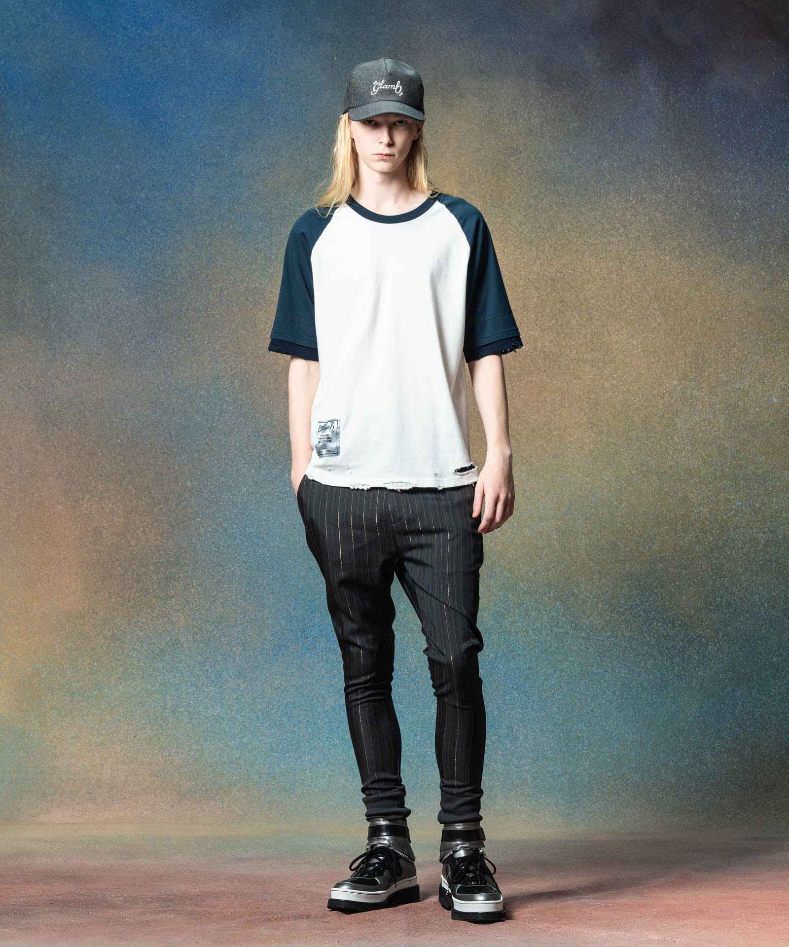 H:185 / C:78 / W:64 / H:88 着用サイズ:M