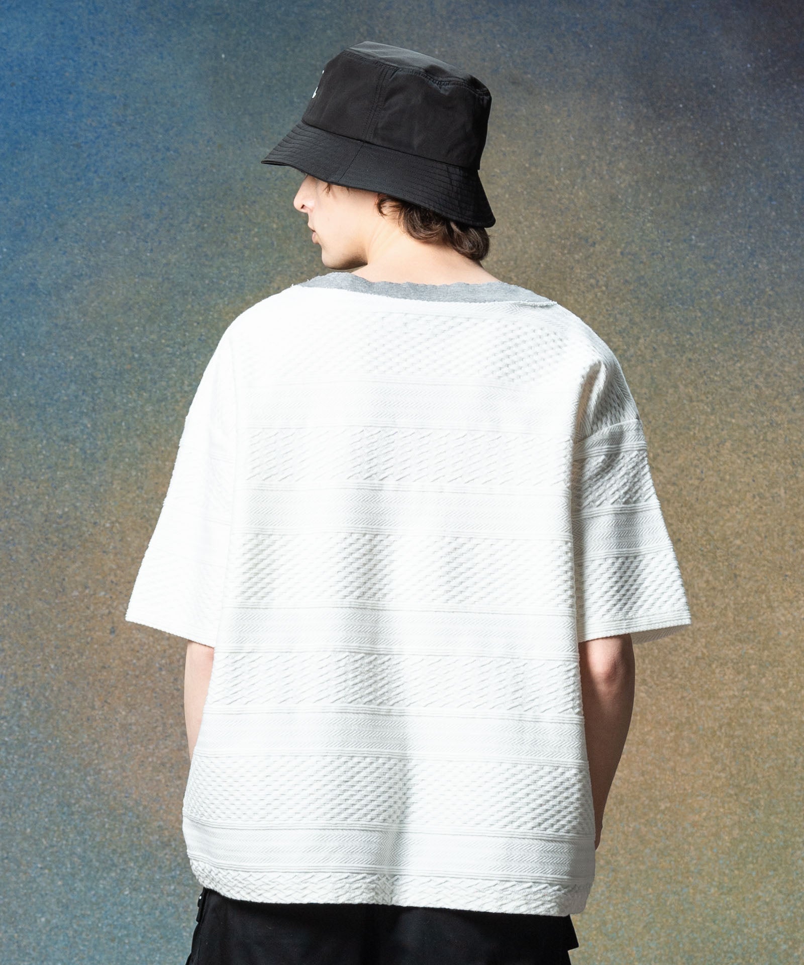 H:186 / C:89 / W:71 / H:92 着用サイズ:M