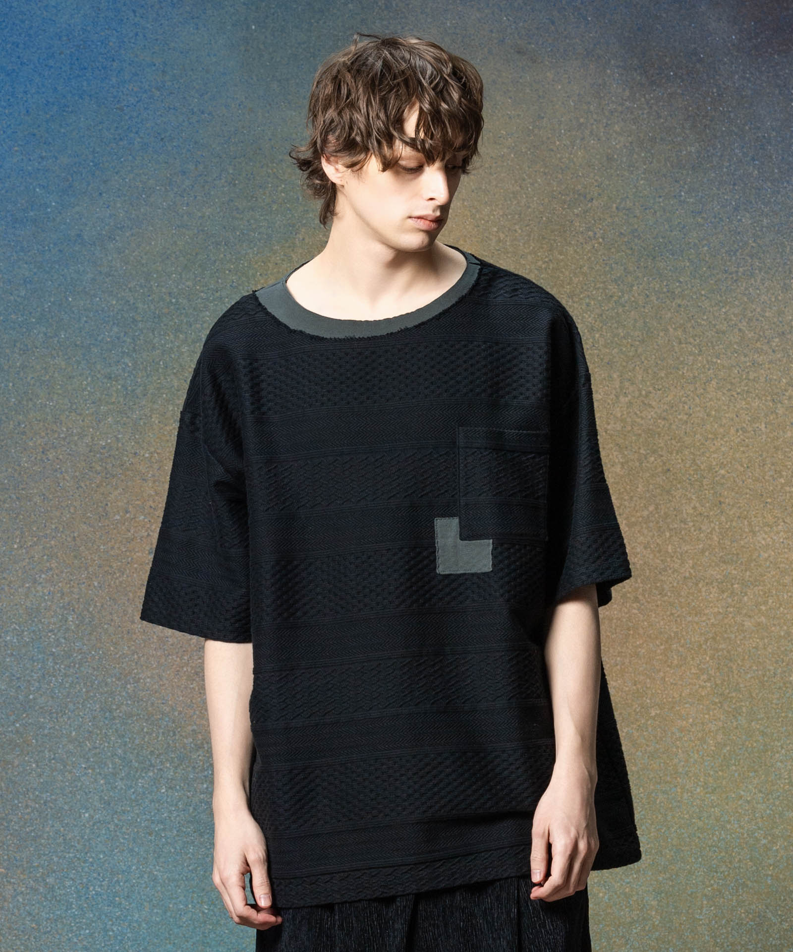 H:186 / C:89 / W:71 / H:92 着用サイズ:L