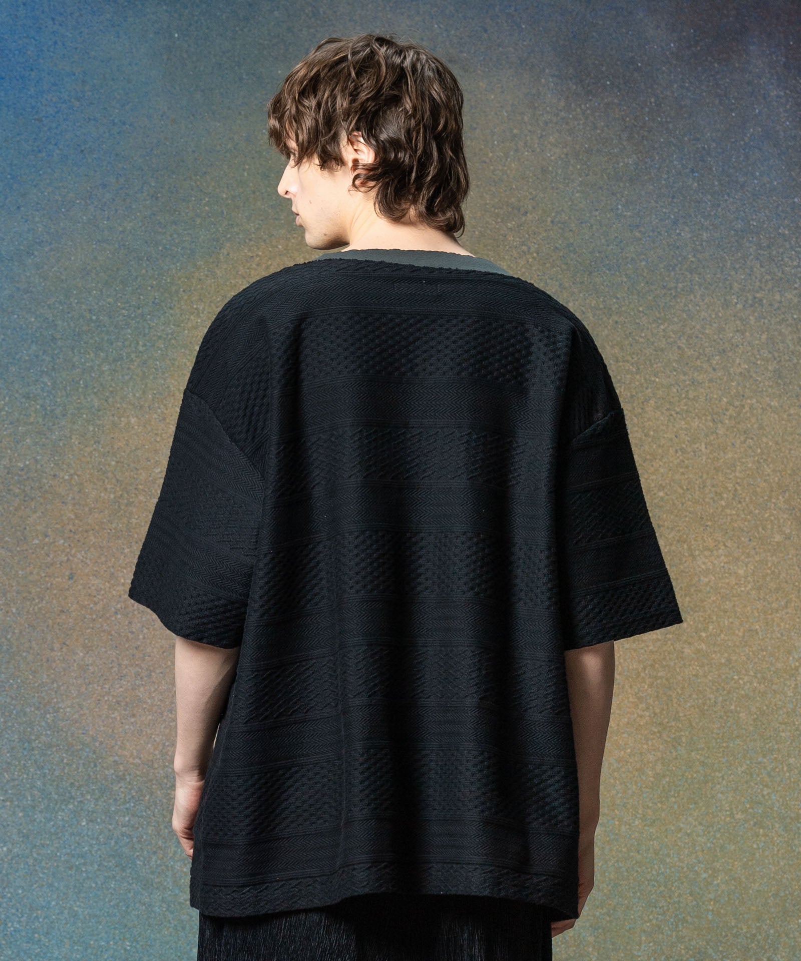 H:186 / C:89 / W:71 / H:92 着用サイズ:L