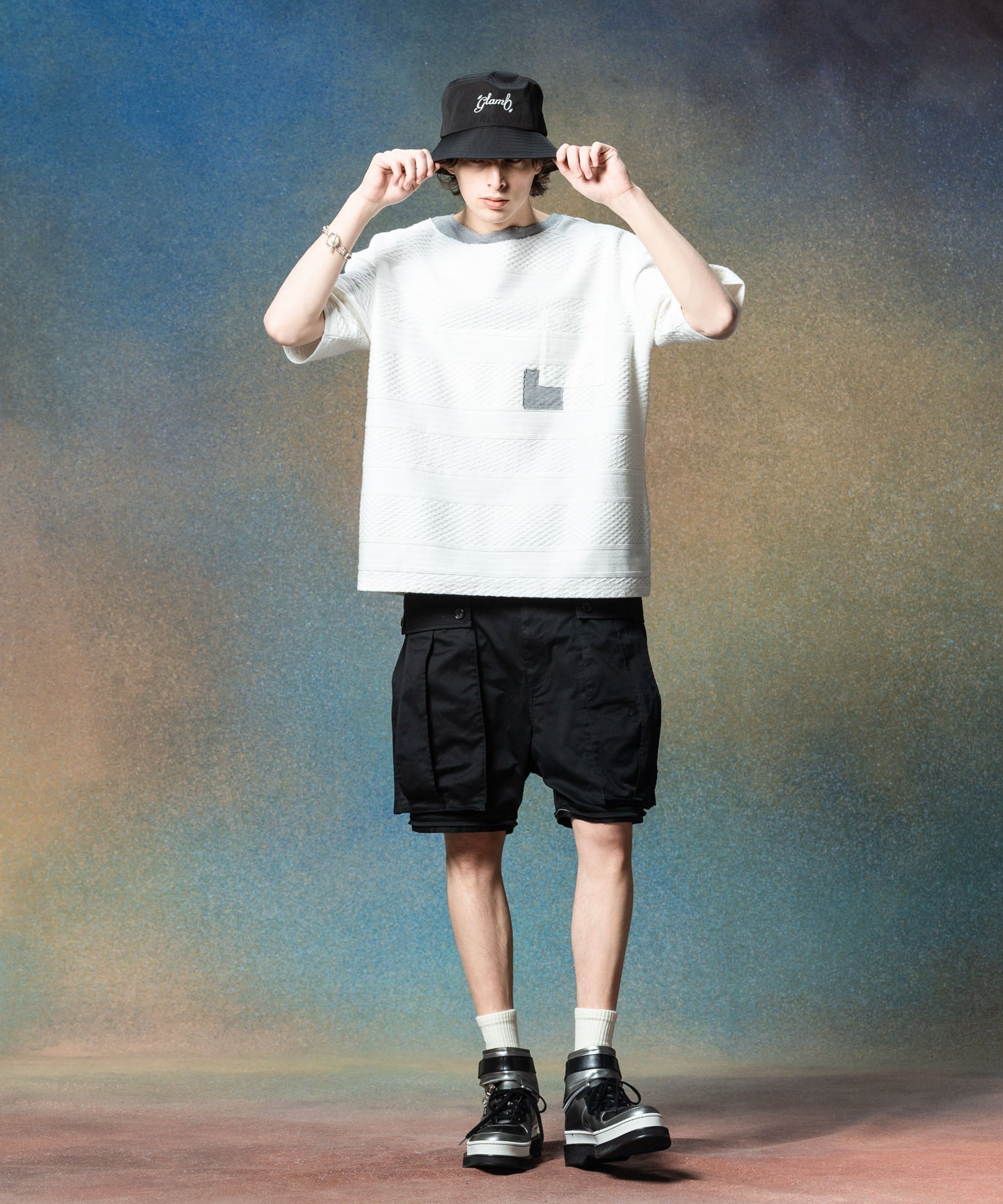 H:186 / C:89 / W:71 / H:92 着用サイズ:M