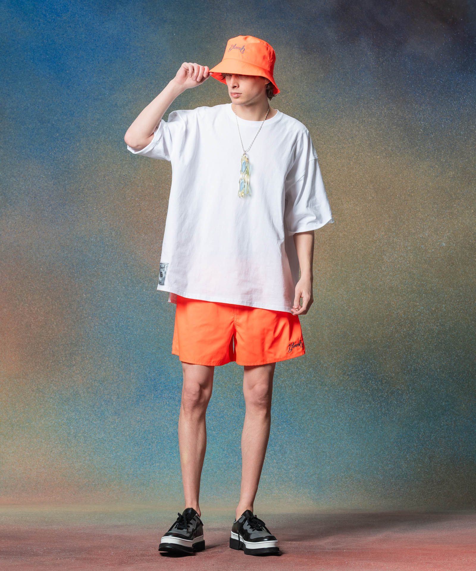 H:186 / C:89 / W:71 / H:92 着用サイズ:L