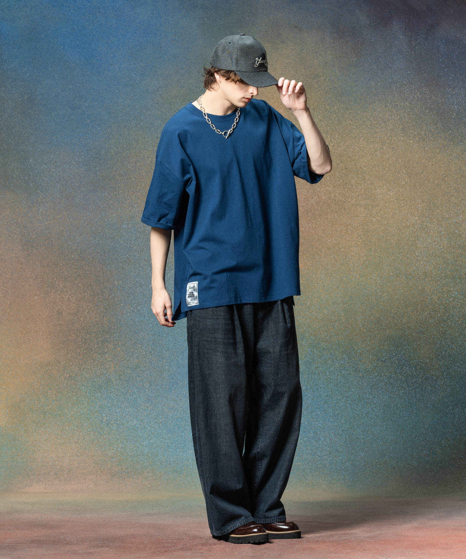 H:186 / C:89 / W:71 / H:92 着用サイズ:L