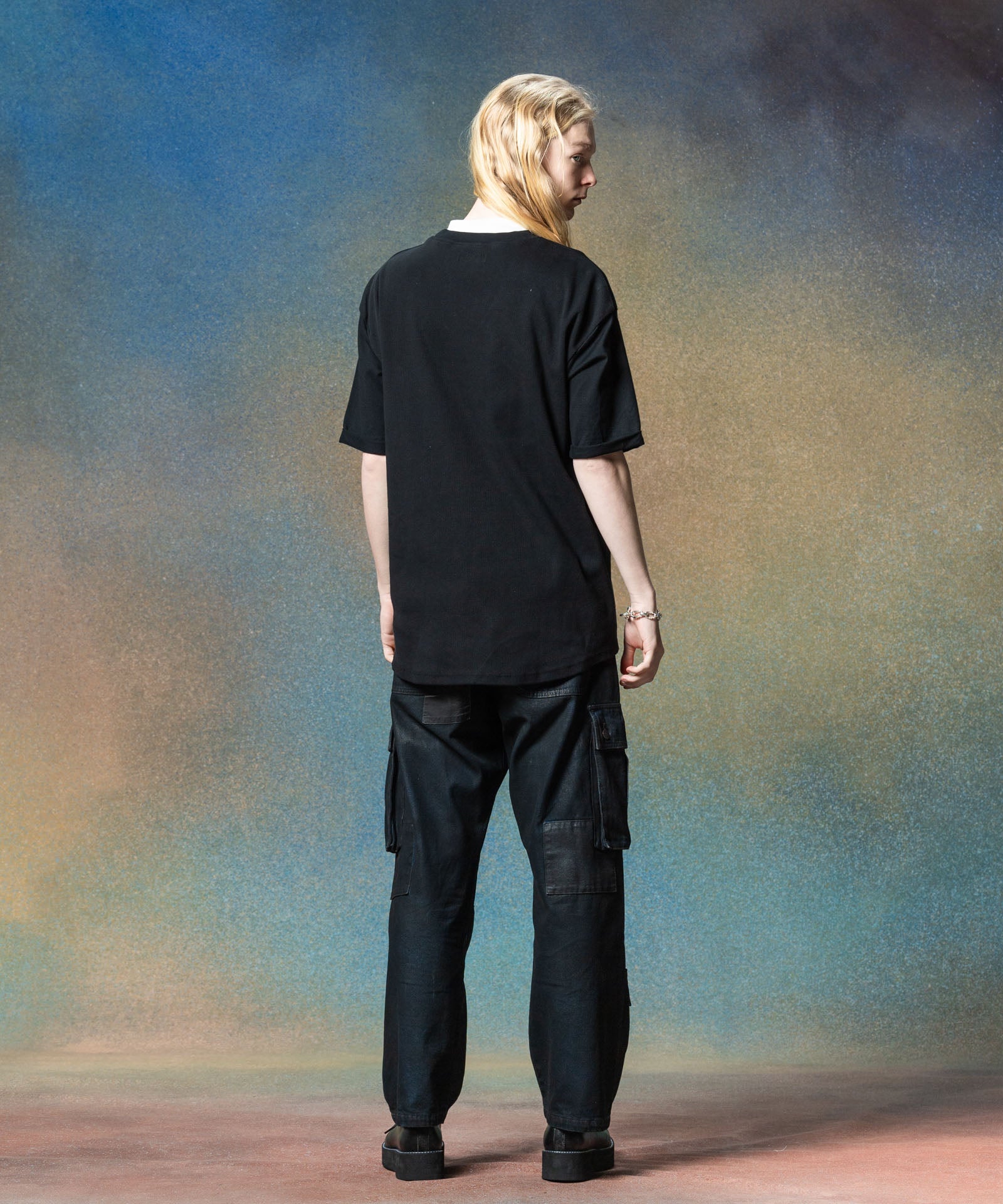 H:185 / C:78 / W:64 / H:88 着用サイズ:L