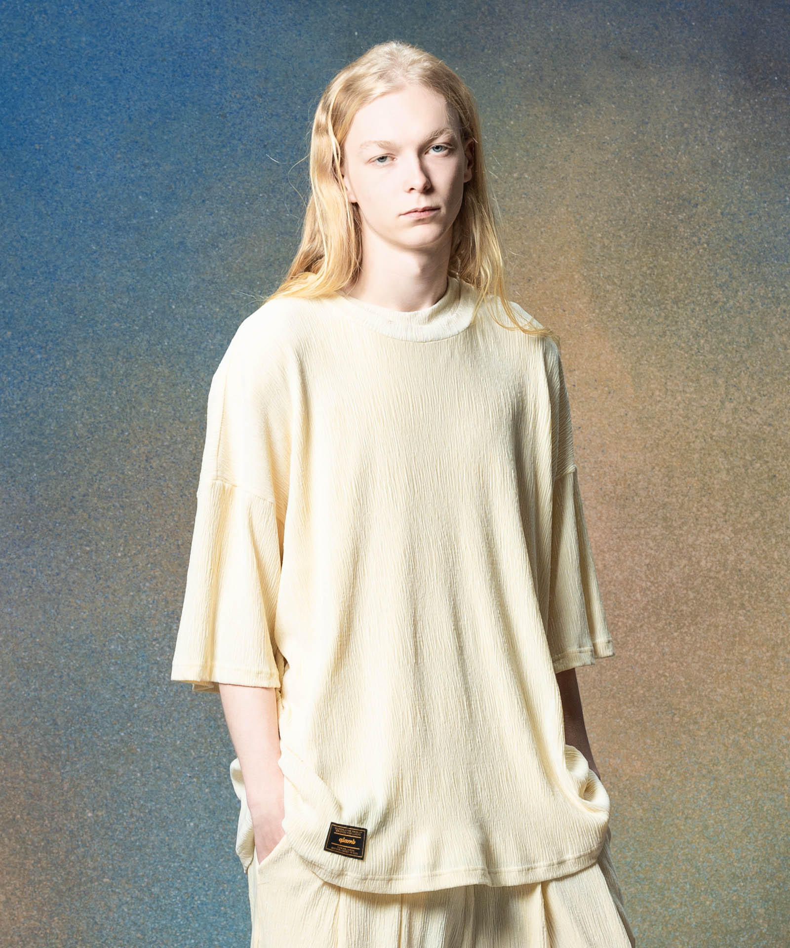 H:185 / C:78 / W:64 / H:88 着用サイズ:M