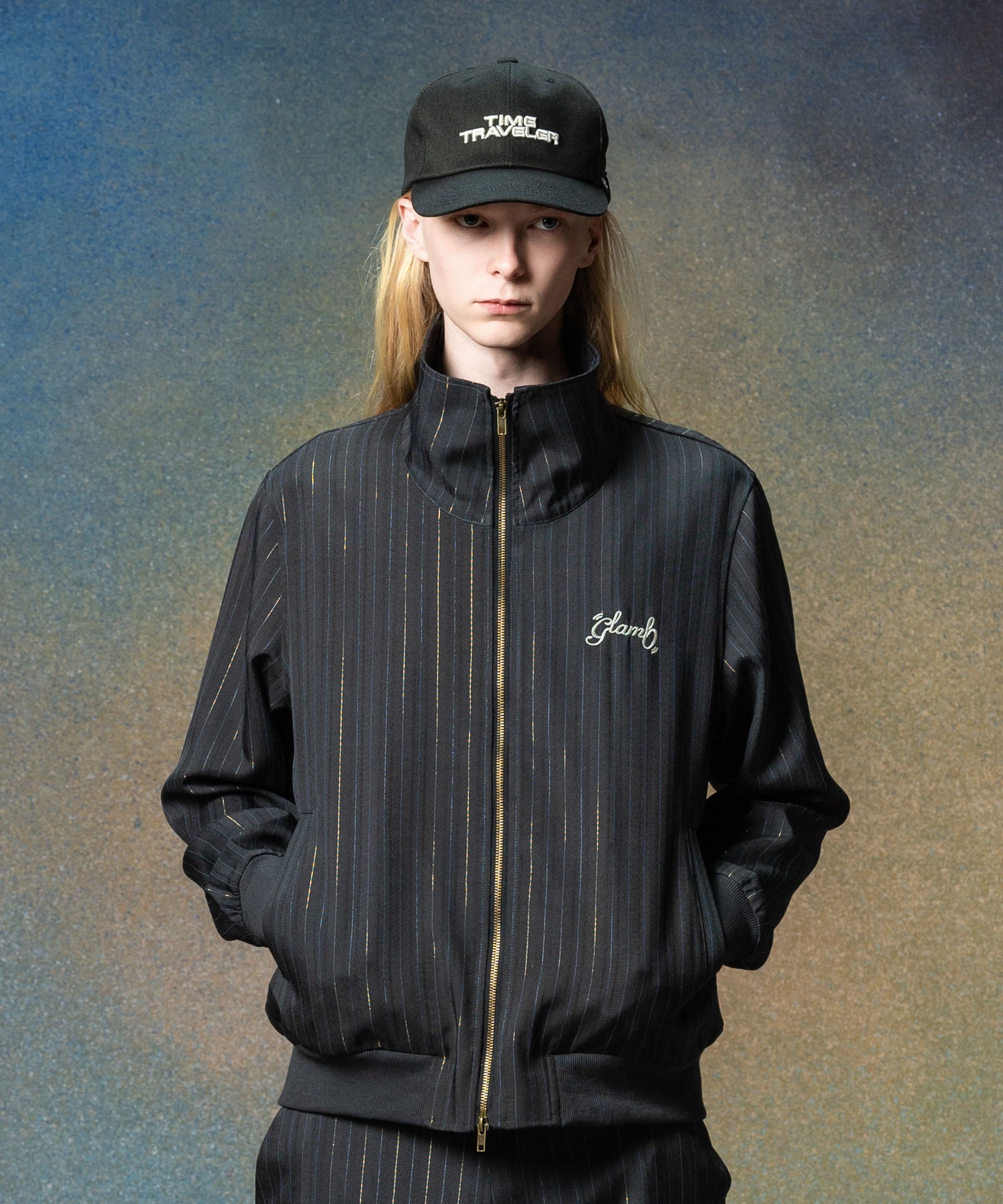 H:185 / C:78 / W:64 / H:88 着用サイズ:M