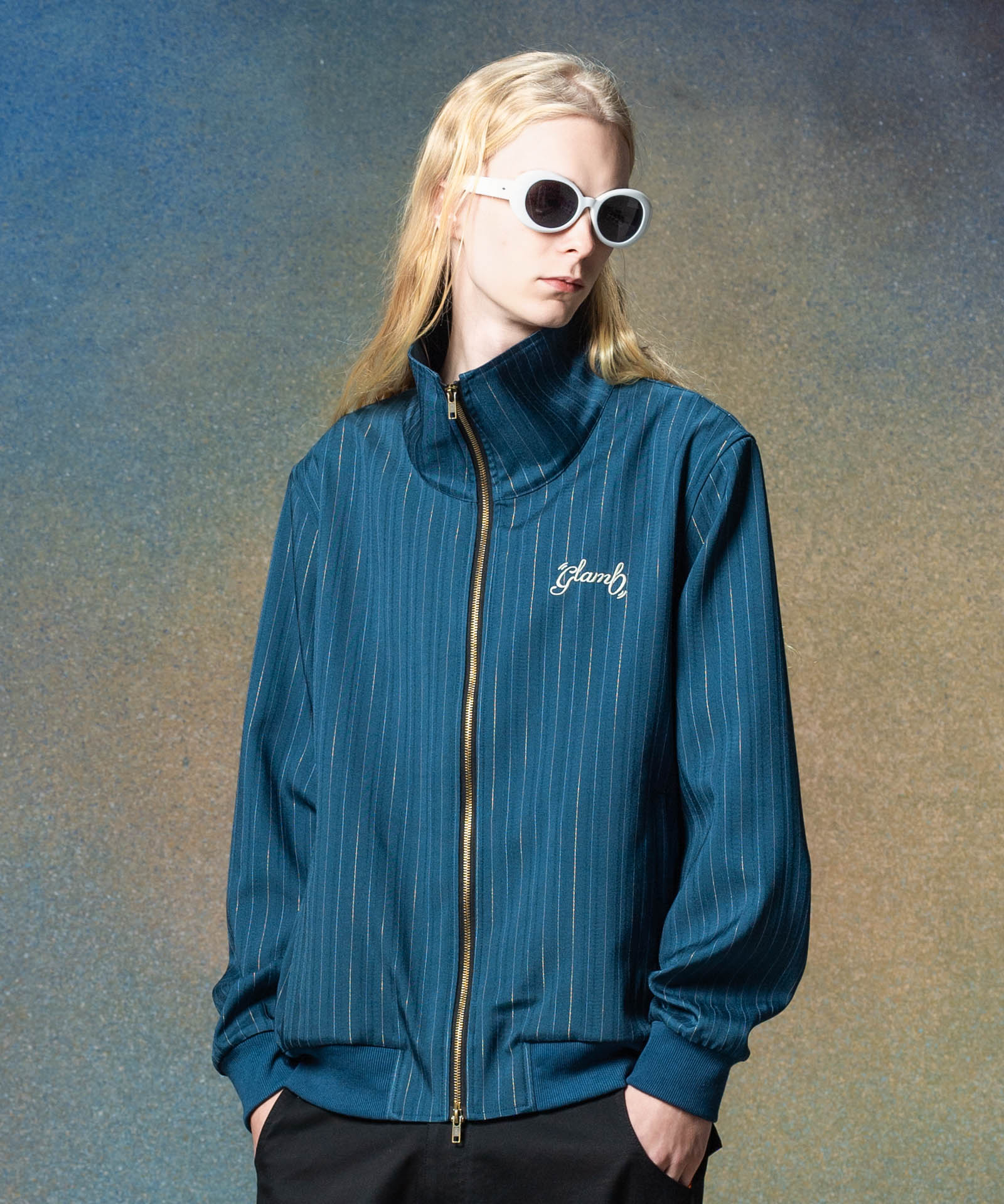 H:185 / C:78 / W:64 / H:88 着用サイズ:L