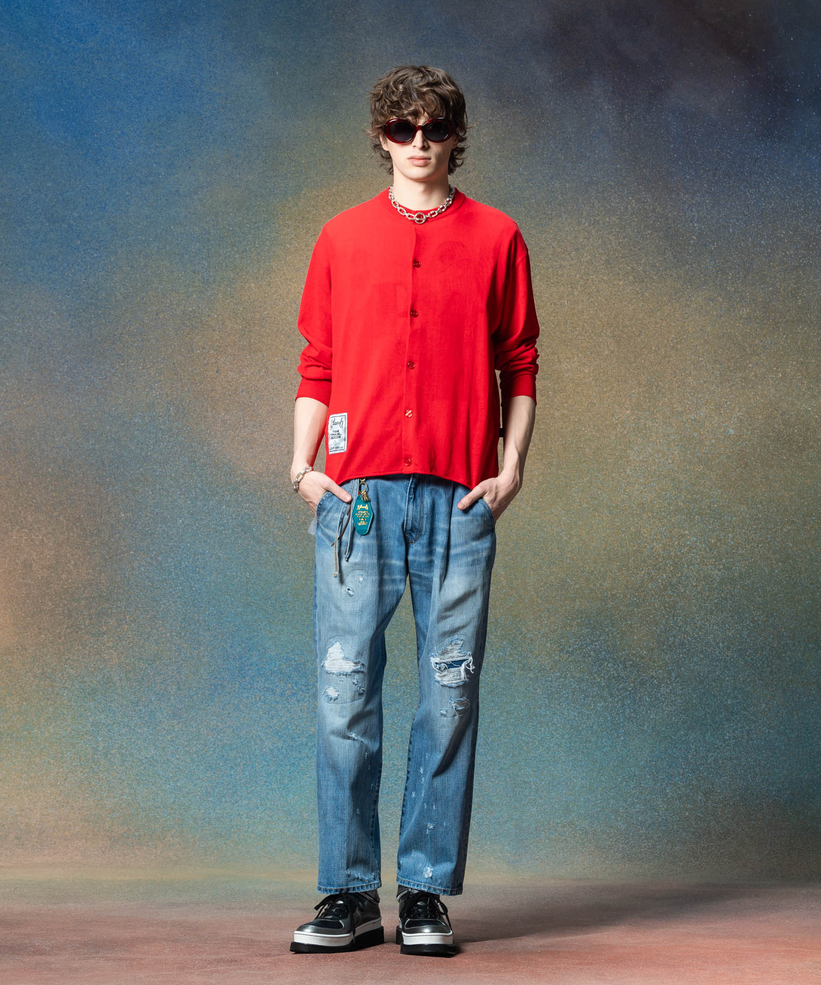 H:186 / C:89 / W:71 / H:92 着用サイズ:L