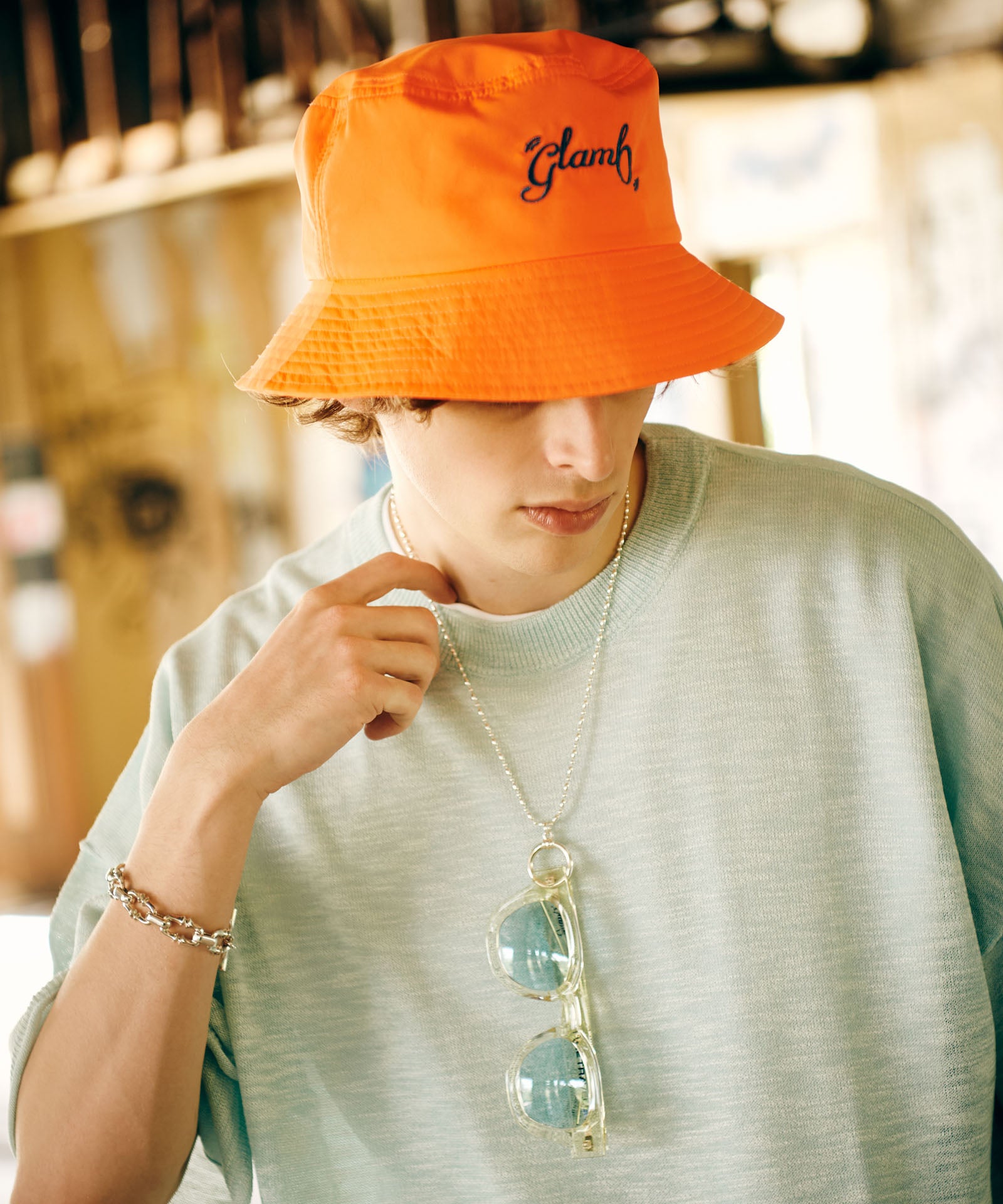 H:186 / C:89 / W:71 / H:92 着用サイズ:L