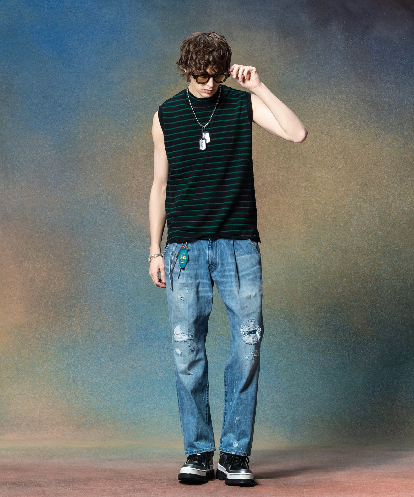 H:186 / C:89 / W:71 / H:92 着用サイズ:M