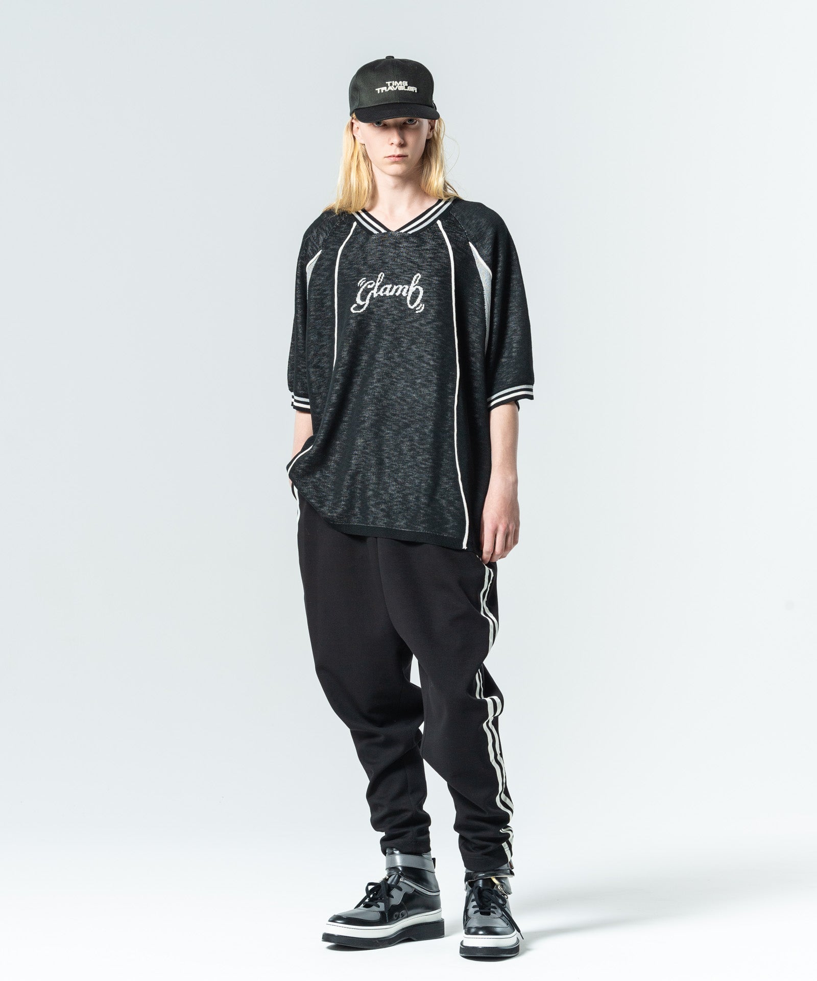 H:185 / C:78 / W:64 / H:88 着用サイズ:L