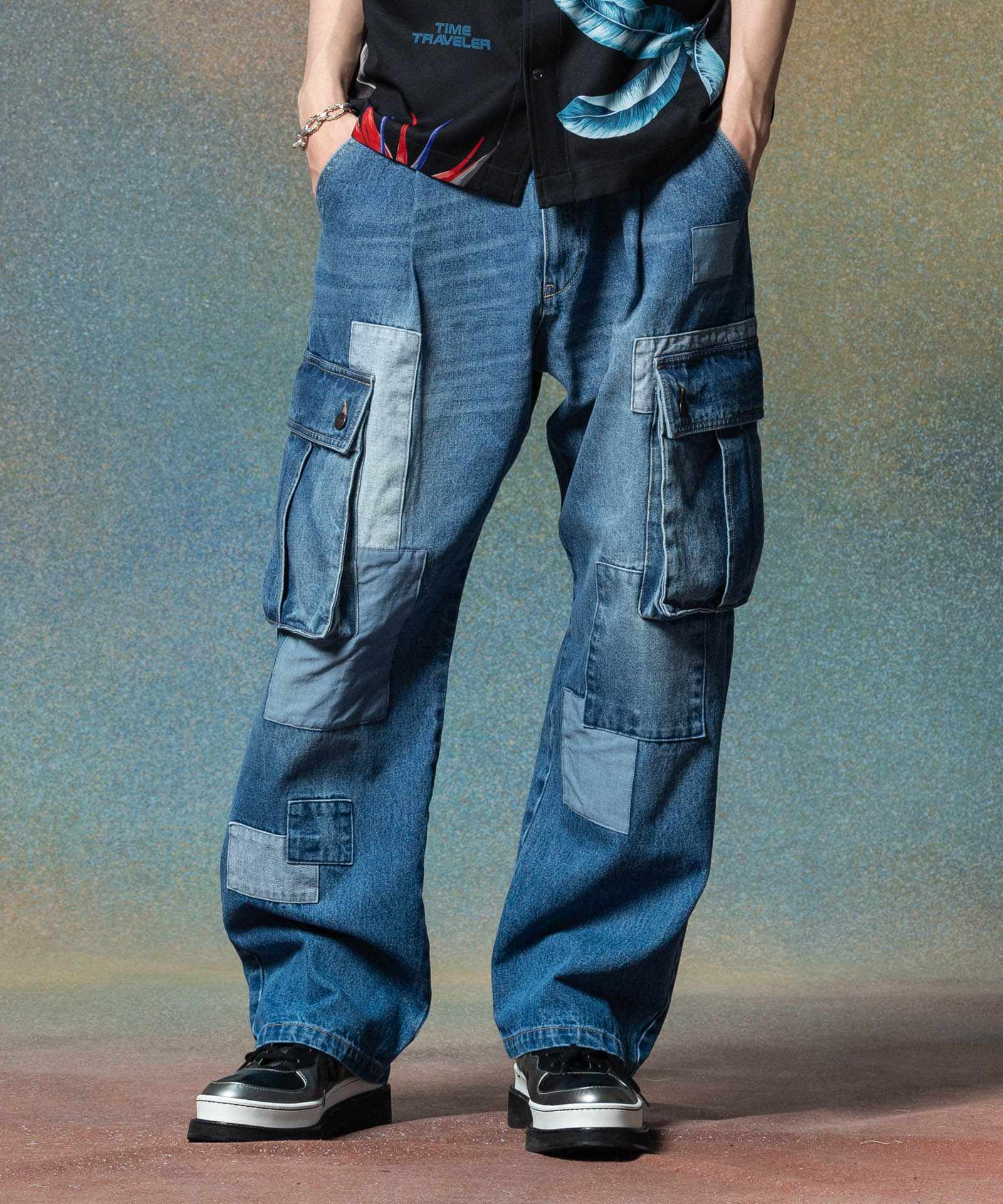 H:186 / C:89 / W:71 / H:92 着用サイズ:L