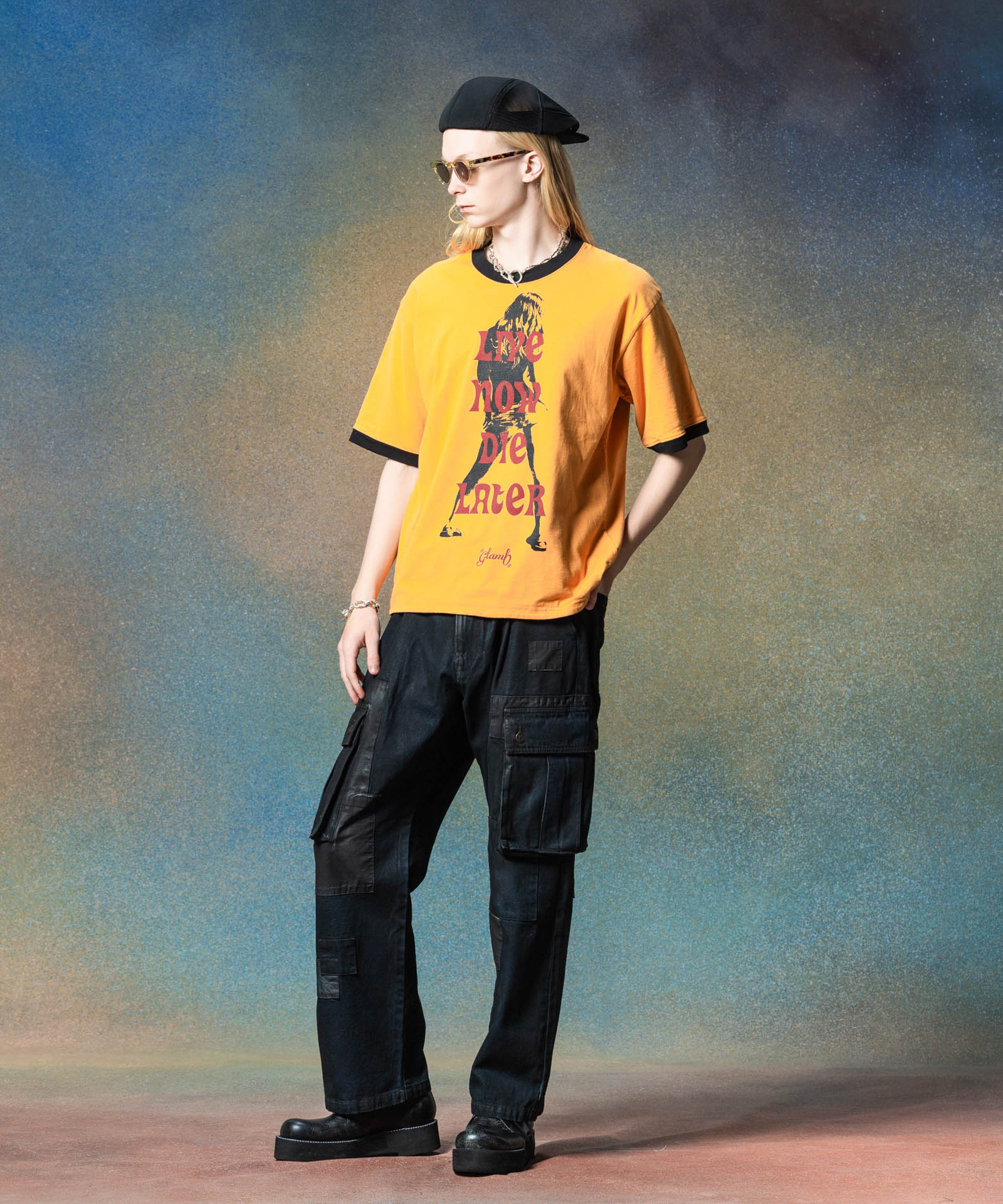 H:185 / C:78 / W:64 / H:88 着用サイズ:M