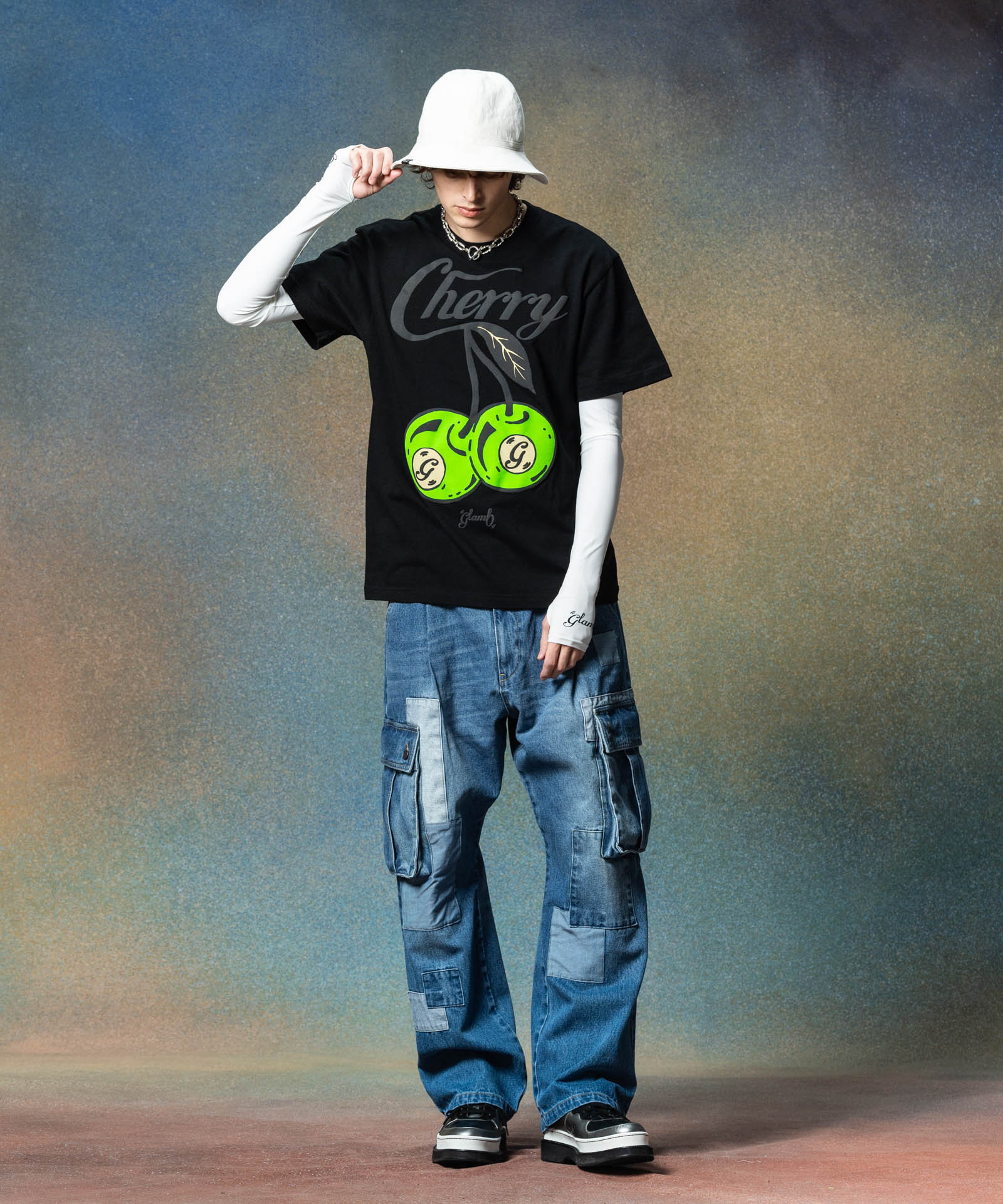 H:186 / C:89 / W:71 / H:92 着用サイズ:L