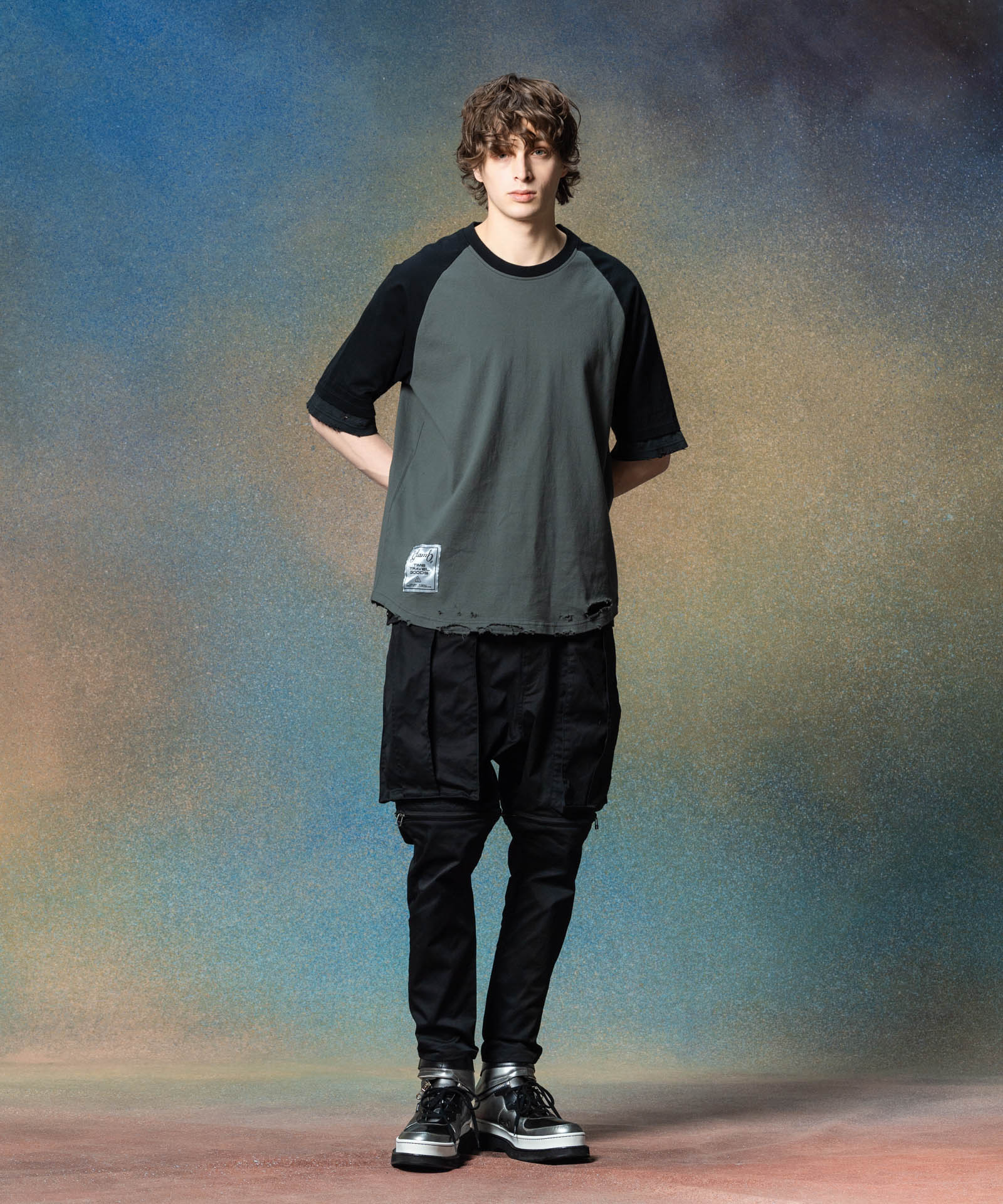 H:186 / C:89 / W:71 / H:92 着用サイズ:L