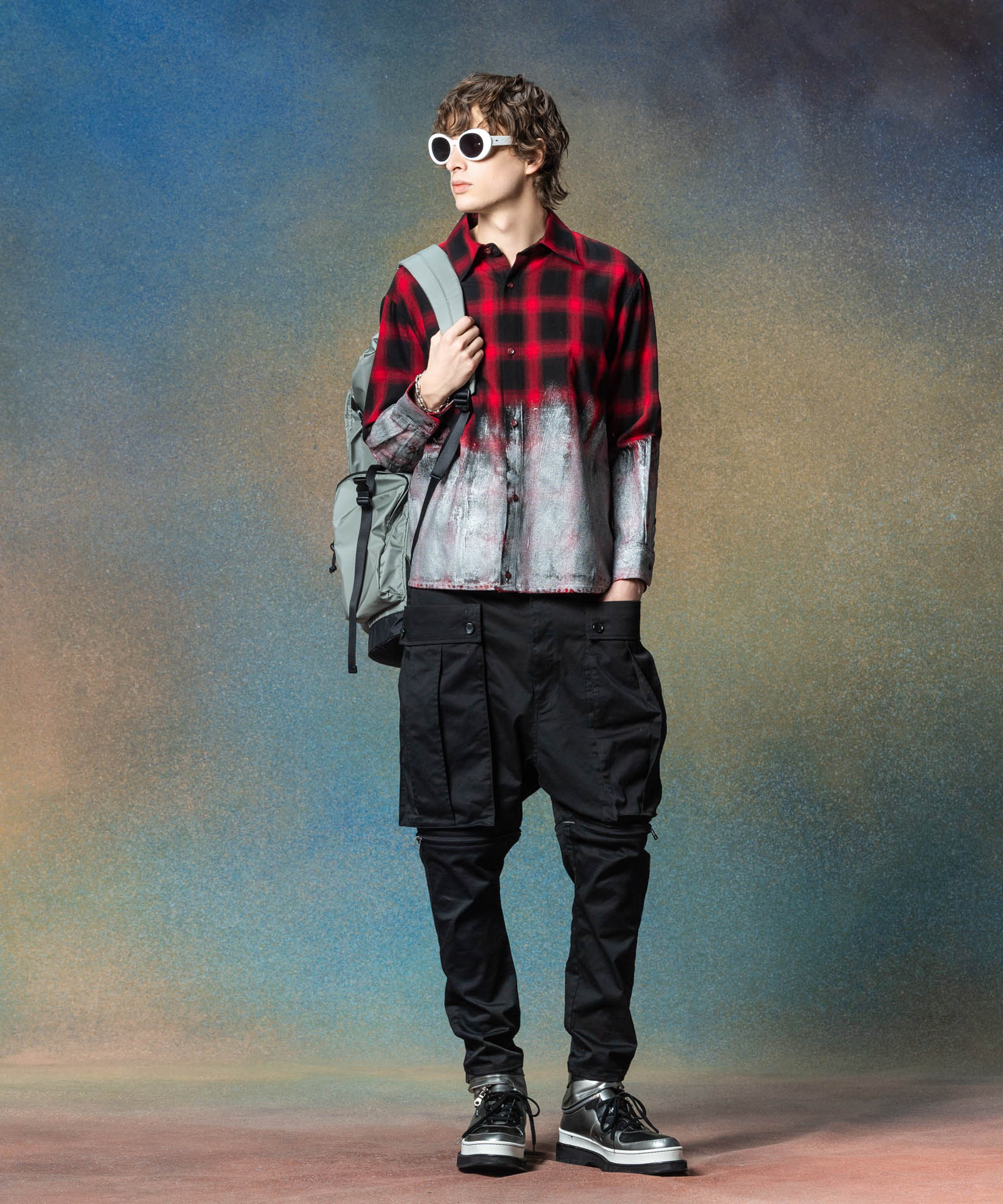 H:186 / C:89 / W:71 / H:92 着用サイズ:L