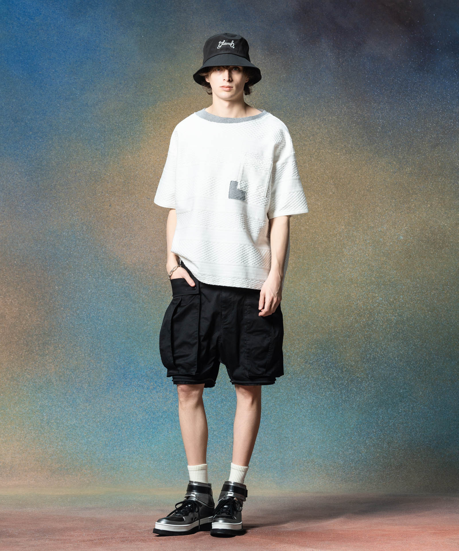 H:186 / C:89 / W:71 / H:92 着用サイズ:L