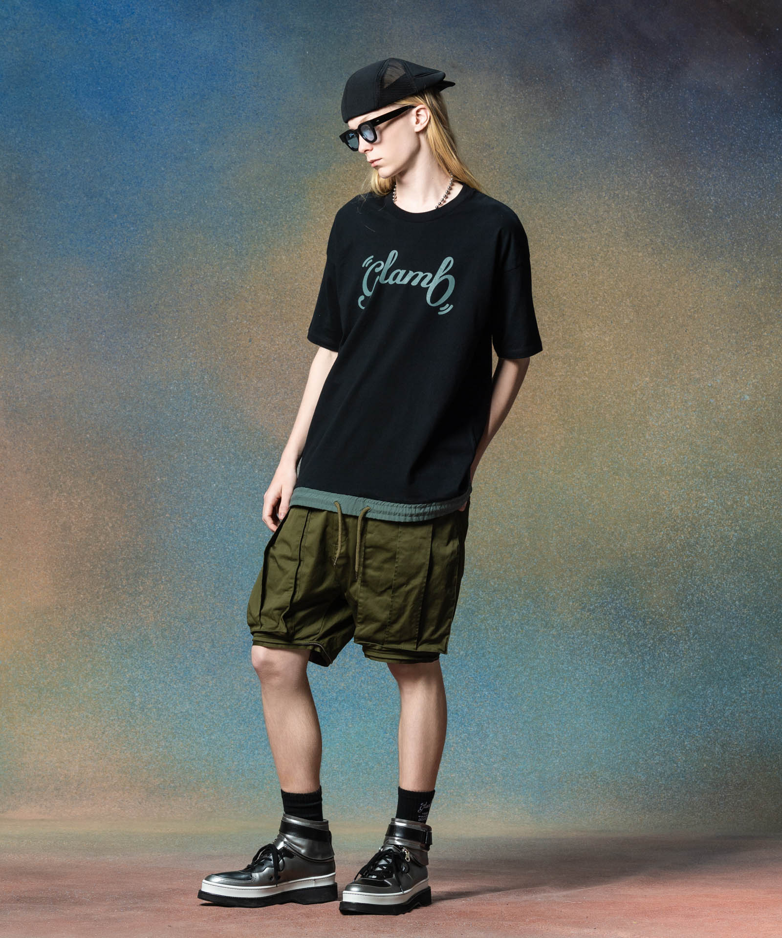 H:185 / C:78 / W:64 / H:88 着用サイズ:M