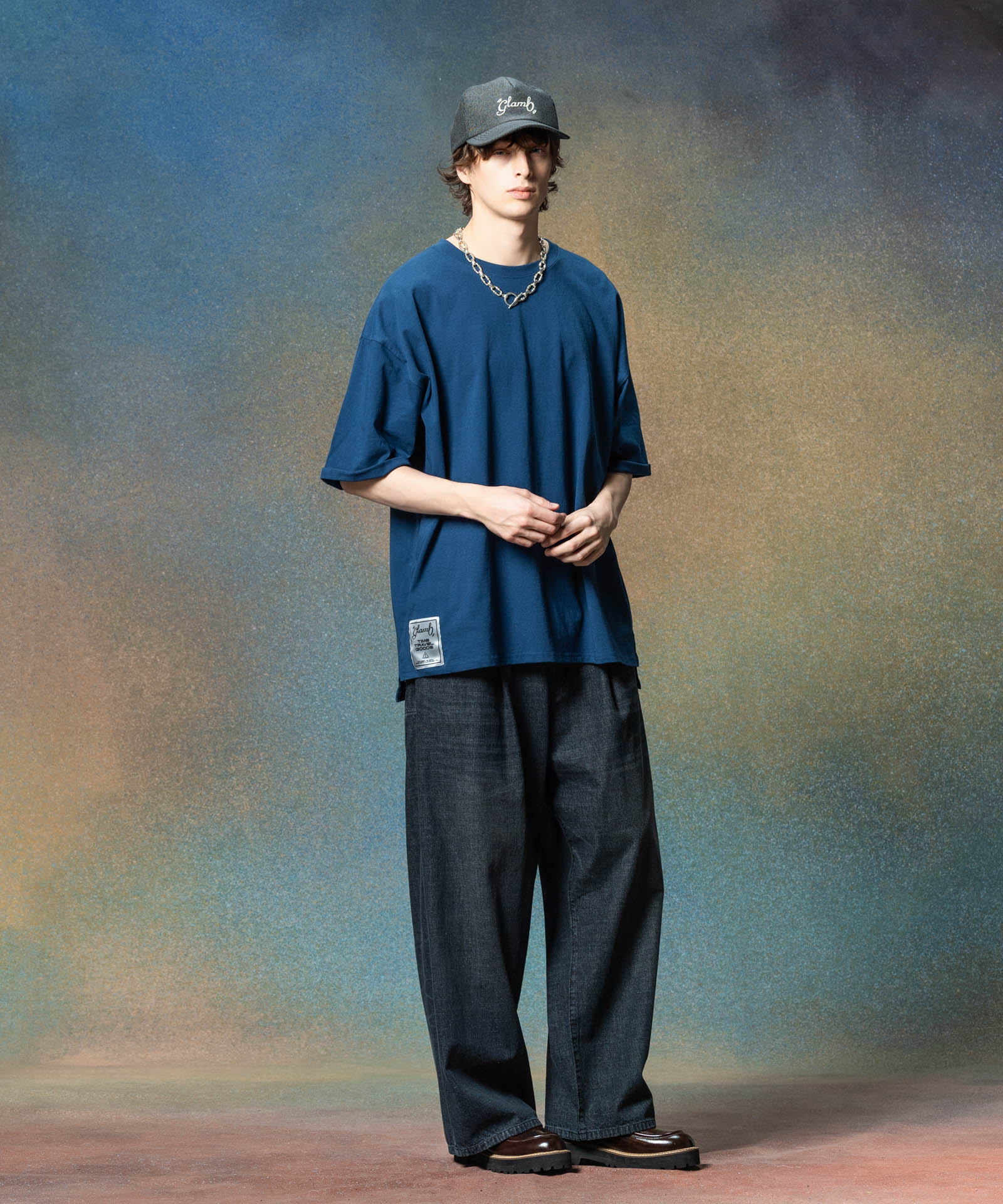 H:186 / C:89 / W:71 / H:92 着用サイズ:L