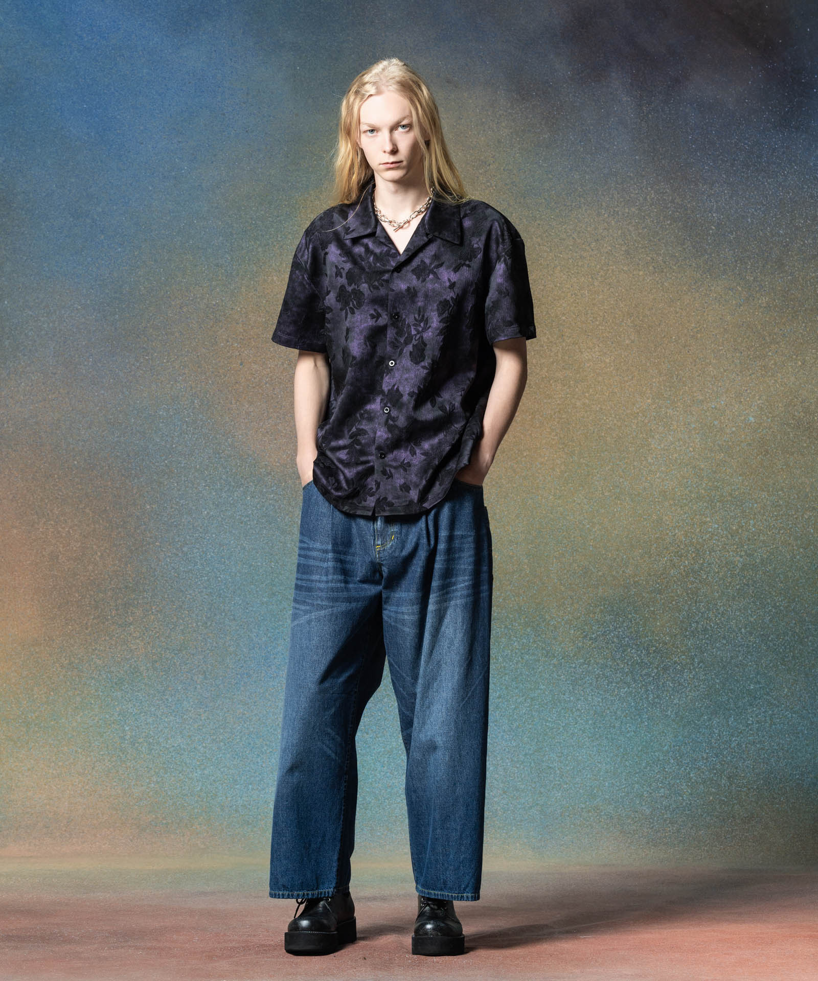 H:185 / C:78 / W:64 / H:88 着用サイズ:M