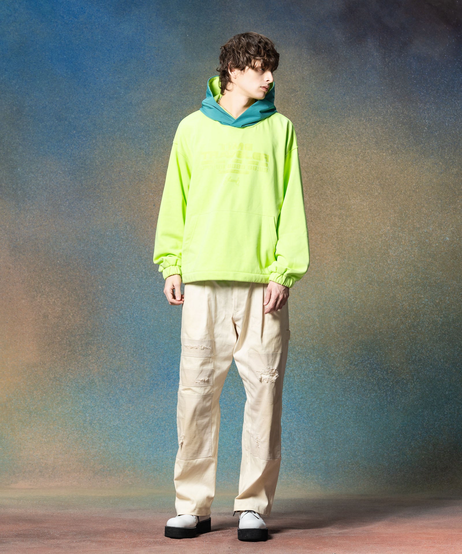 H:186 / C:89 / W:71 / H:92 着用サイズ:L