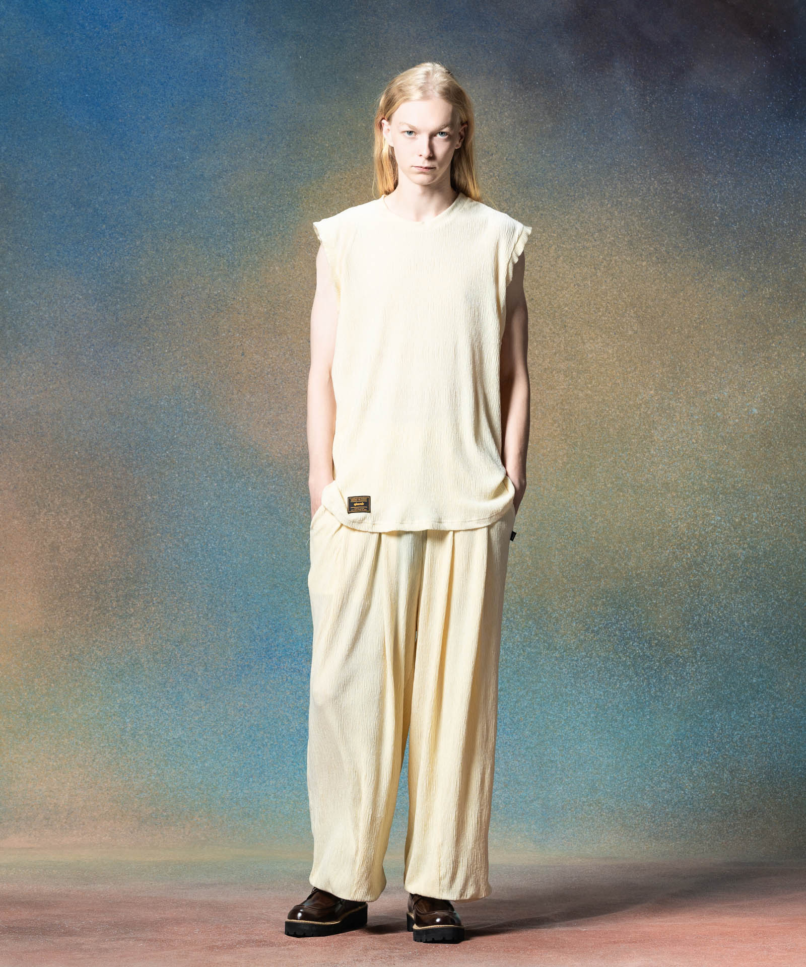 H:185 / C:78 / W:64 / H:88 着用サイズ:M