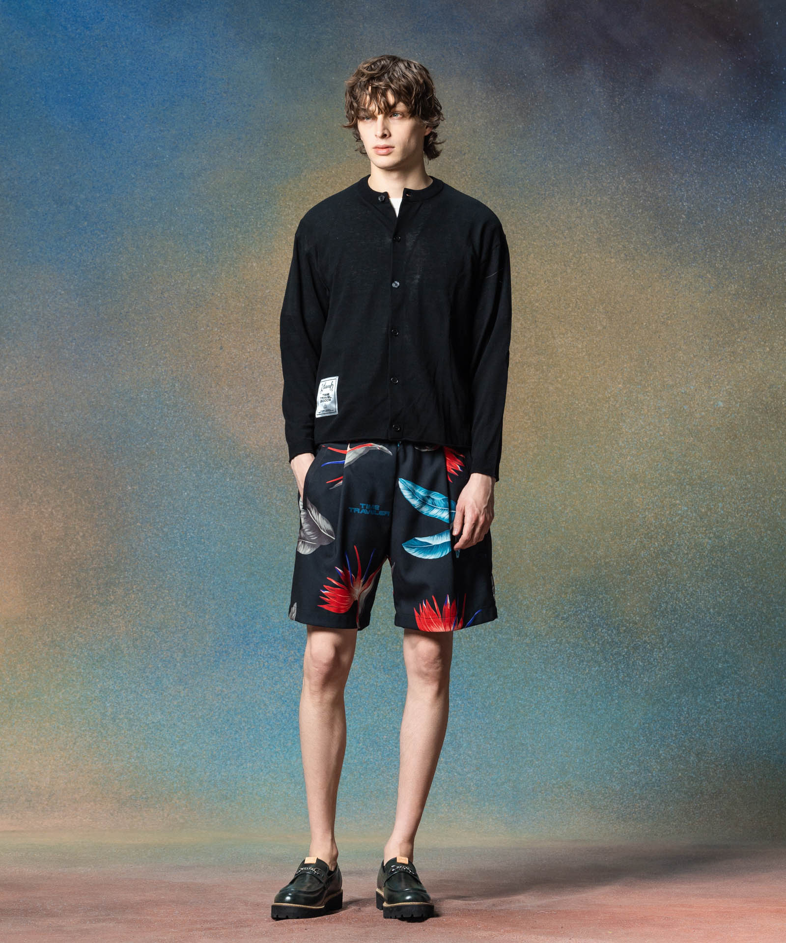 H:186 / C:89 / W:71 / H:92 着用サイズ:M