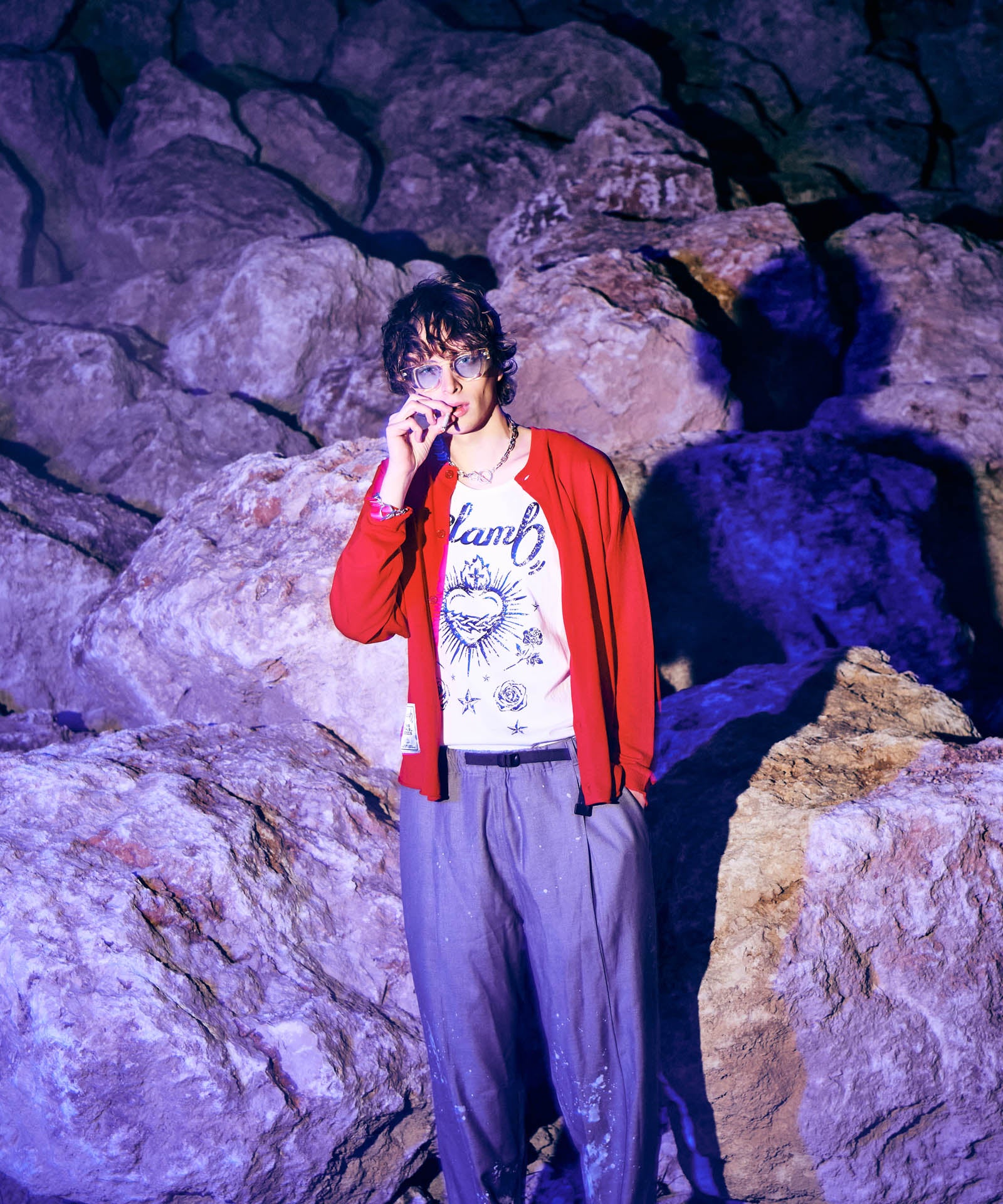 H:186 / C:89 / W:71 / H:92 着用サイズ:L