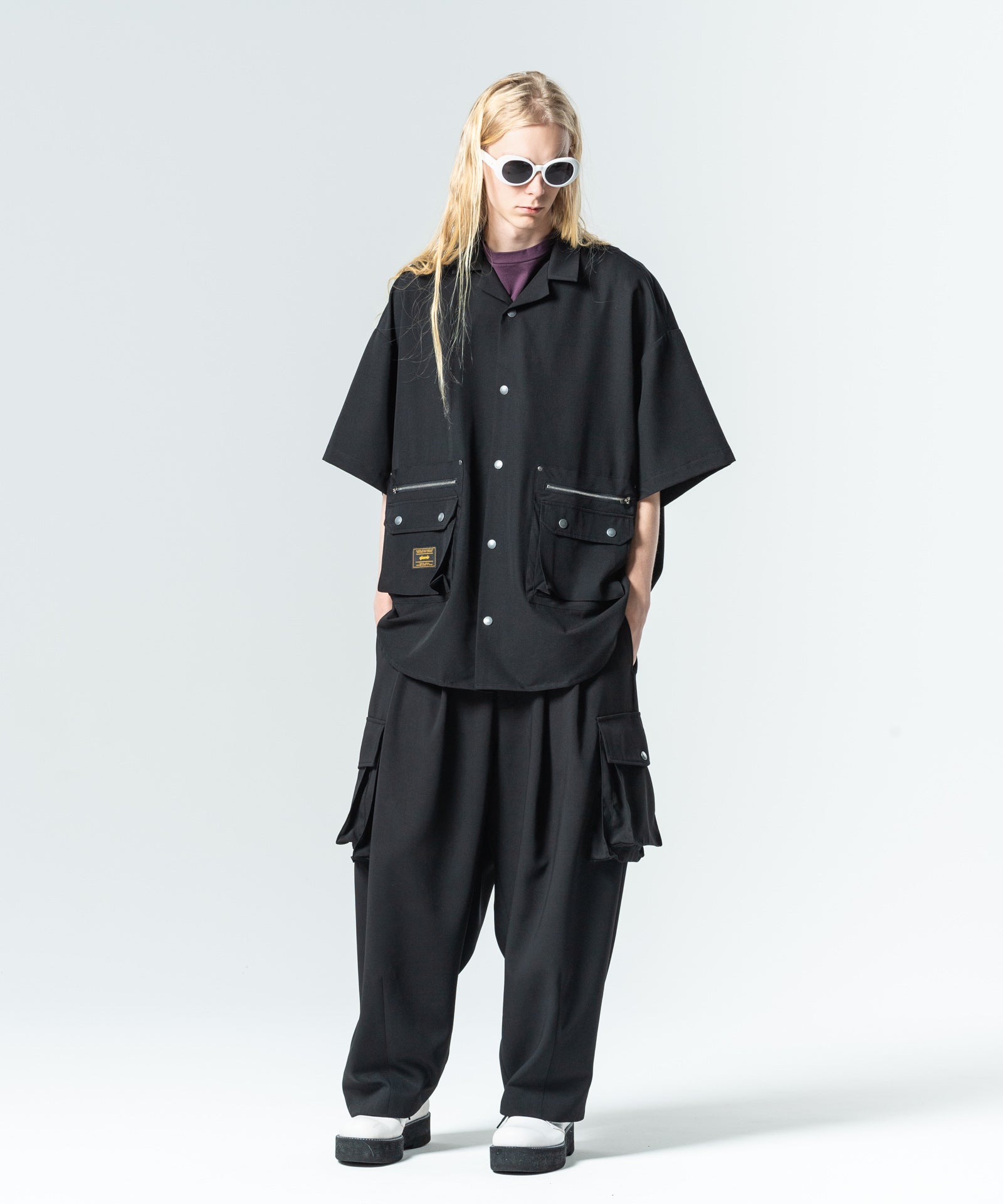 H:185 / C:78 / W:64 / H:88 着用サイズ:M