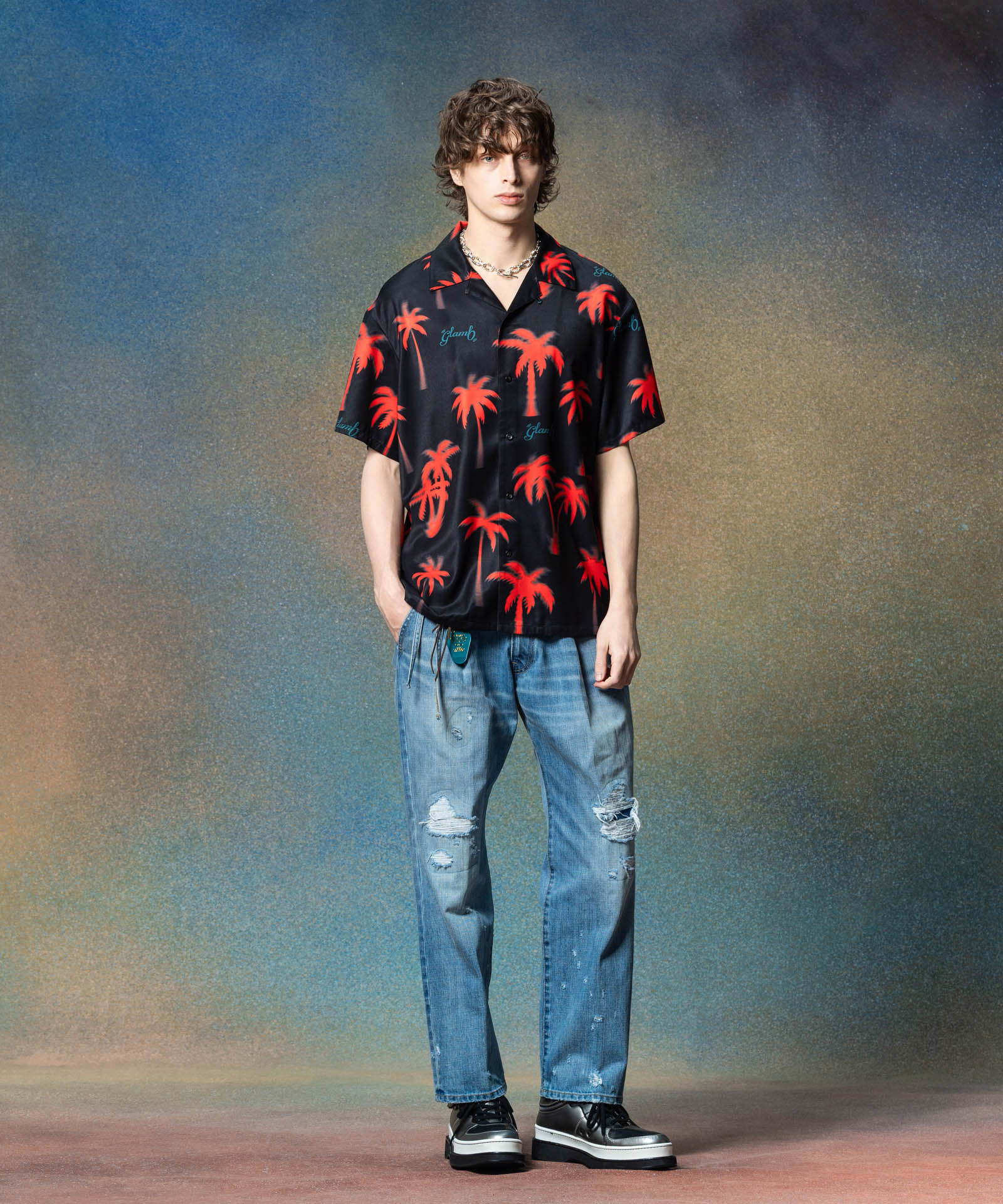 H:186 / C:89 / W:71 / H:92 着用サイズ:M