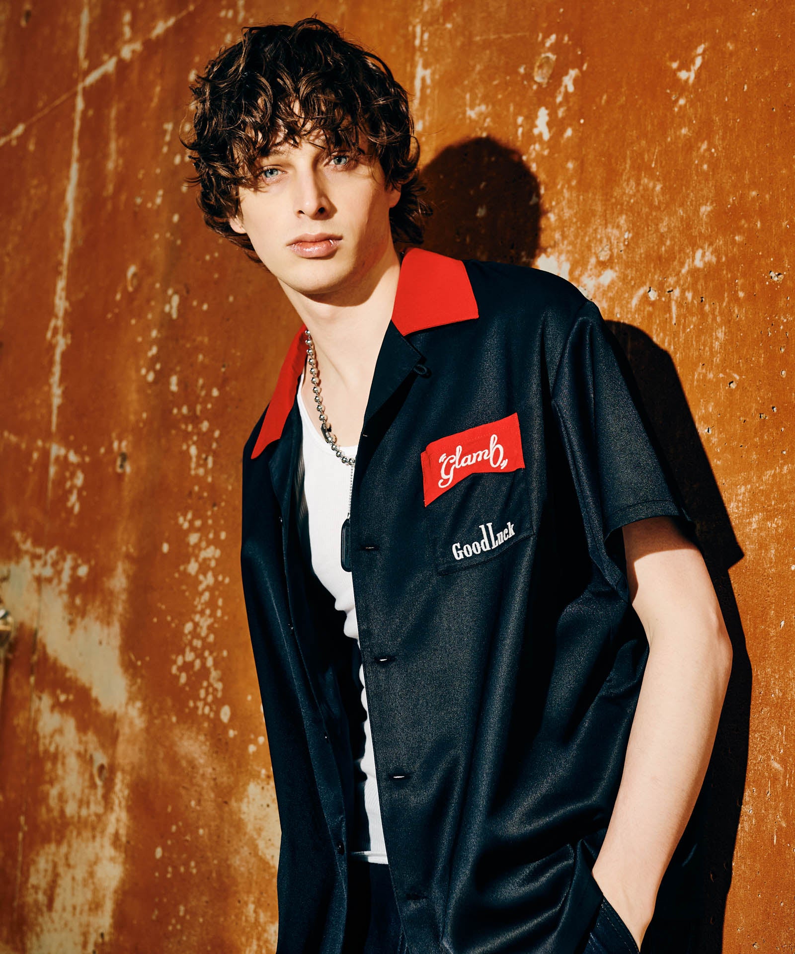 H:186 / C:89 / W:71 / H:92 着用サイズ:M