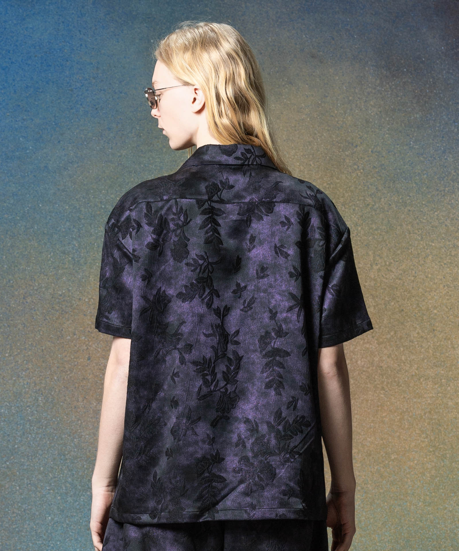 H:185 / C:78 / W:64 / H:88 着用サイズ:M