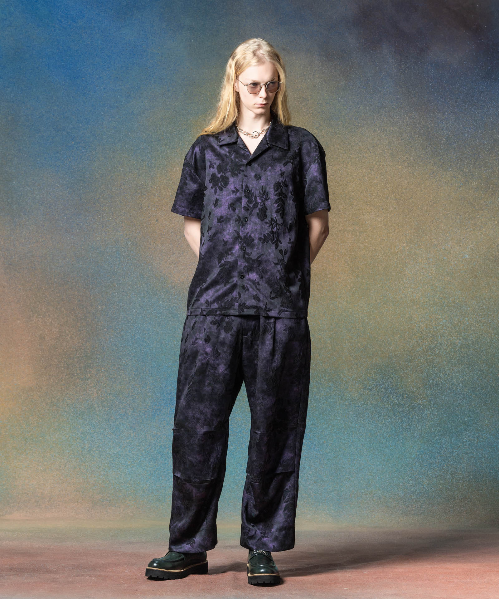 H:185 / C:78 / W:64 / H:88 着用サイズ:M