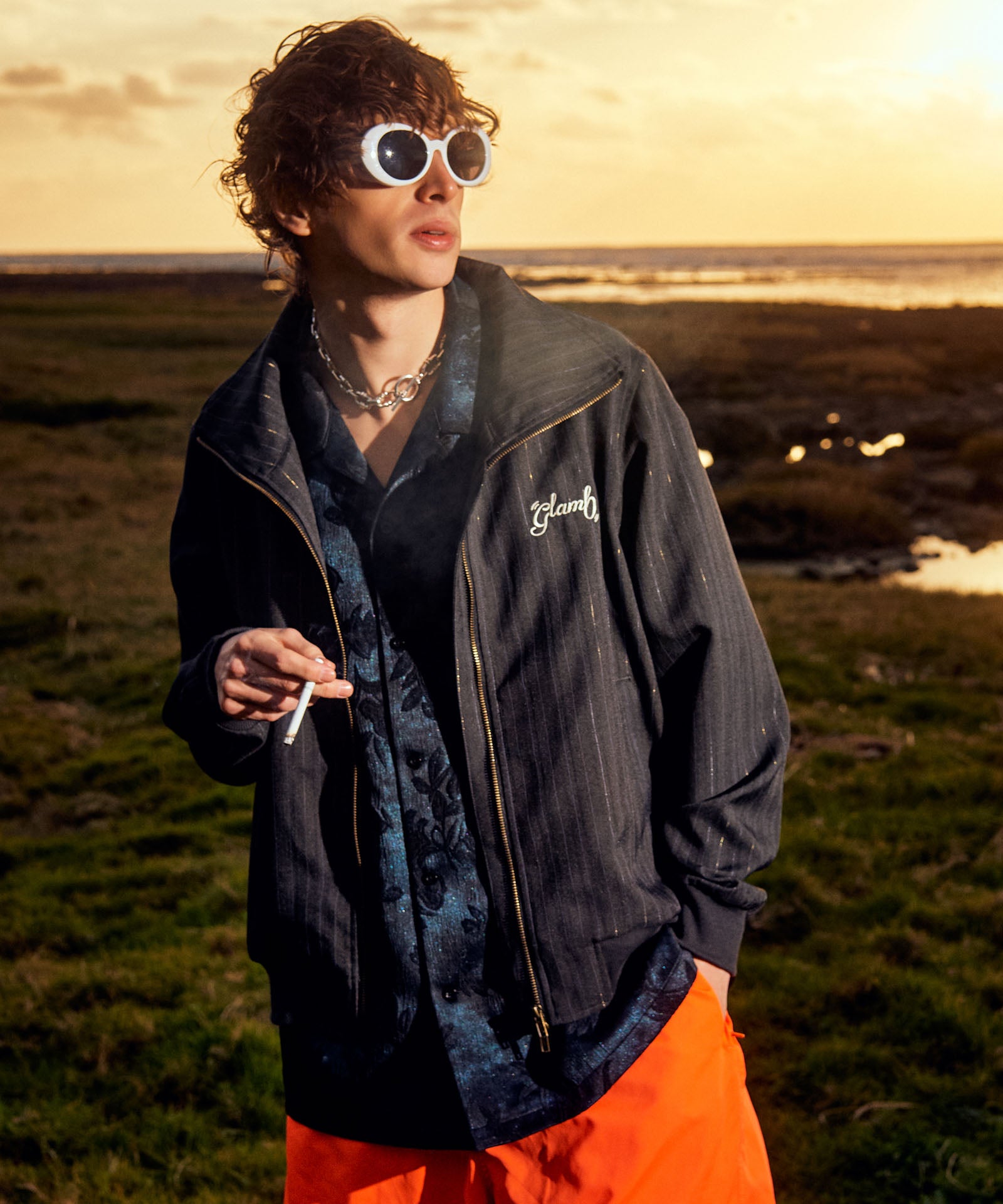 H:186 / C:89 / W:71 / H:92 着用サイズ:L