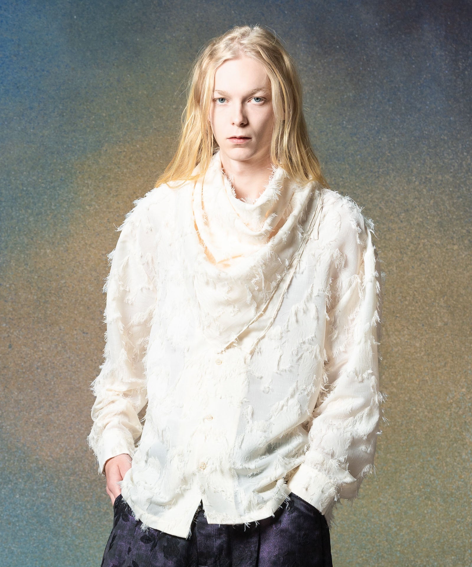 H:185 / C:78 / W:64 / H:88 着用サイズ:L