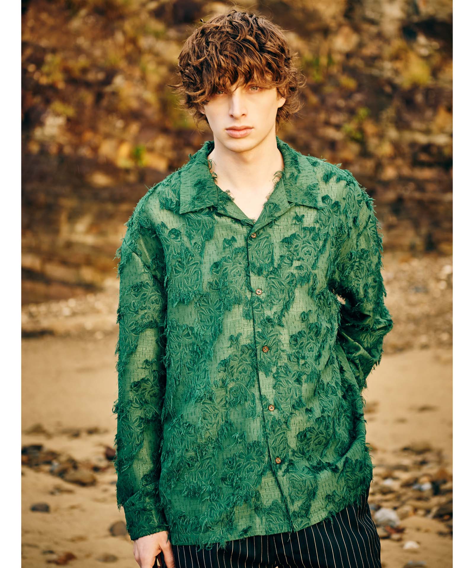 H:186 / C:89 / W:71 / H:92 着用サイズ:L