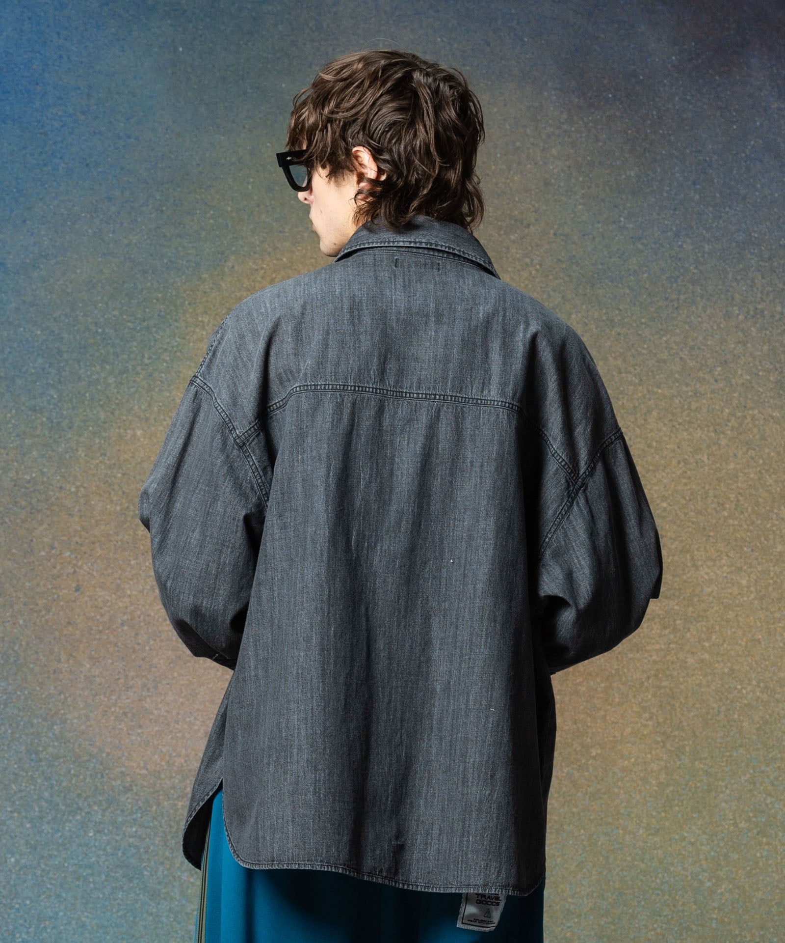 H:186 / C:89 / W:71 / H:92 着用サイズ:L