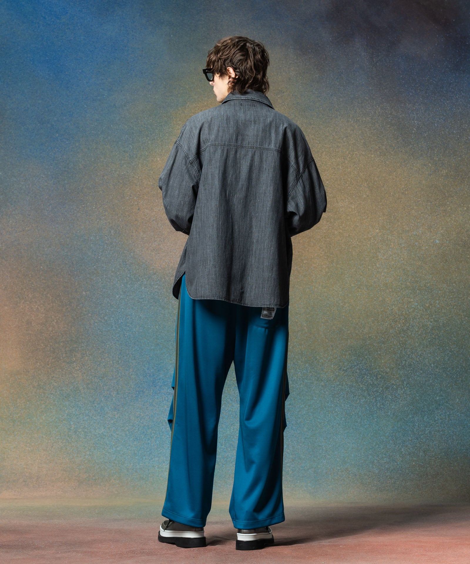 H:186 / C:89 / W:71 / H:92 着用サイズ:L