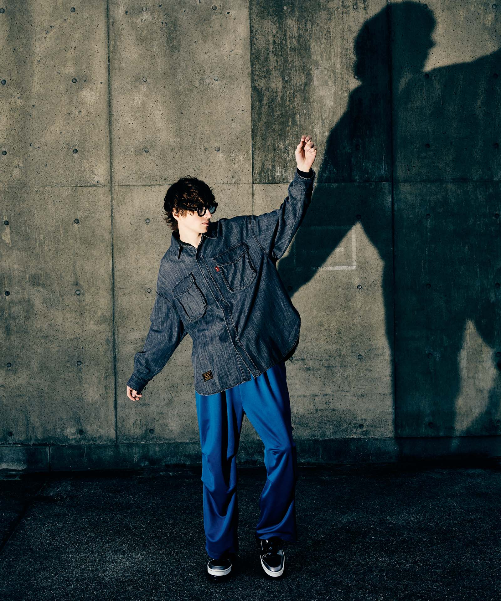 H:186 / C:89 / W:71 / H:92 着用サイズ:L