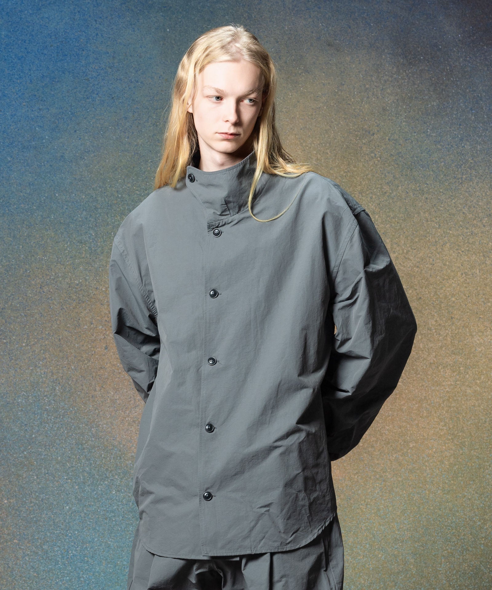 H:185 / C:78 / W:64 / H:88 着用サイズ:L