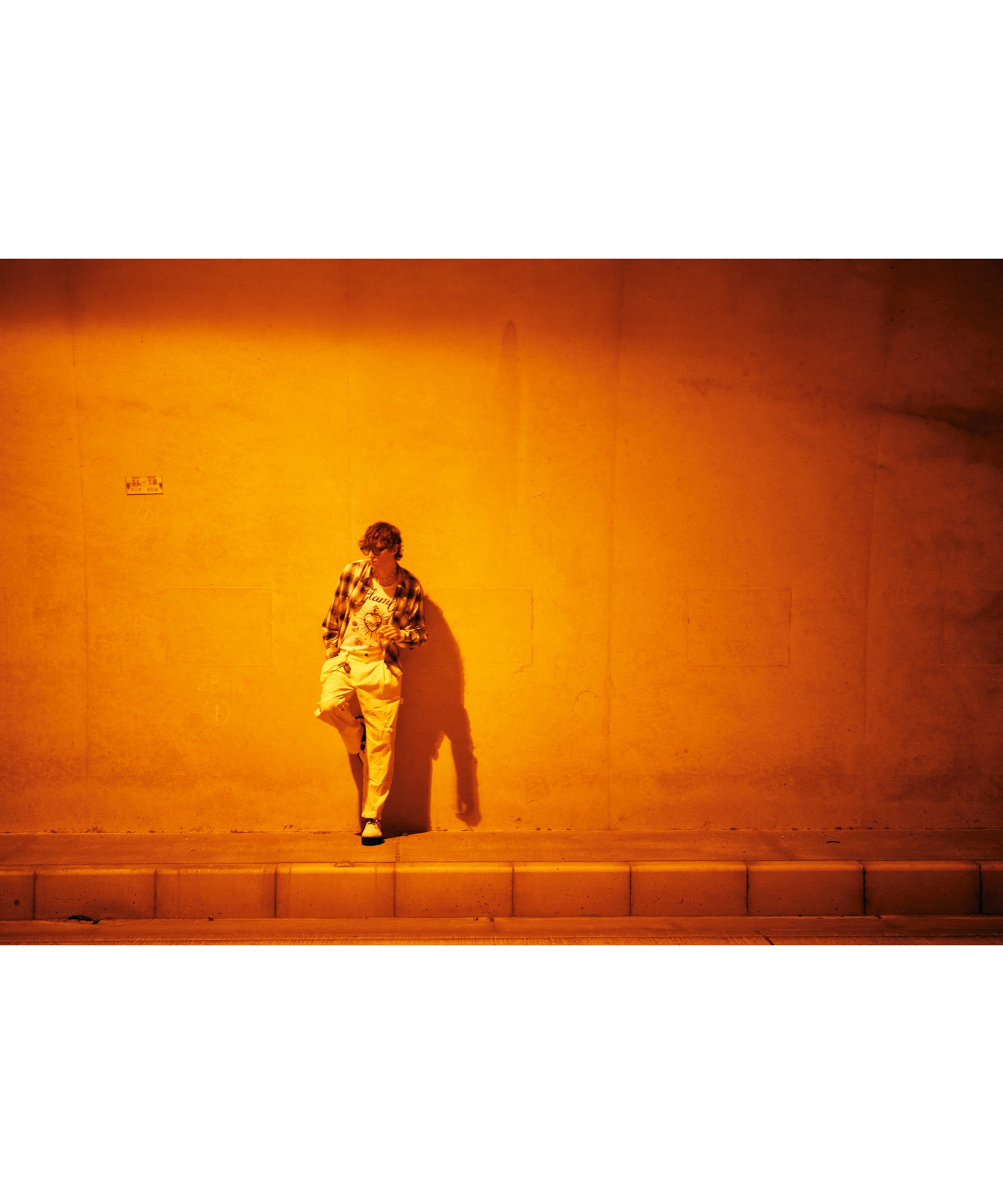 H:186 / C:89 / W:71 / H:92 着用サイズ:M