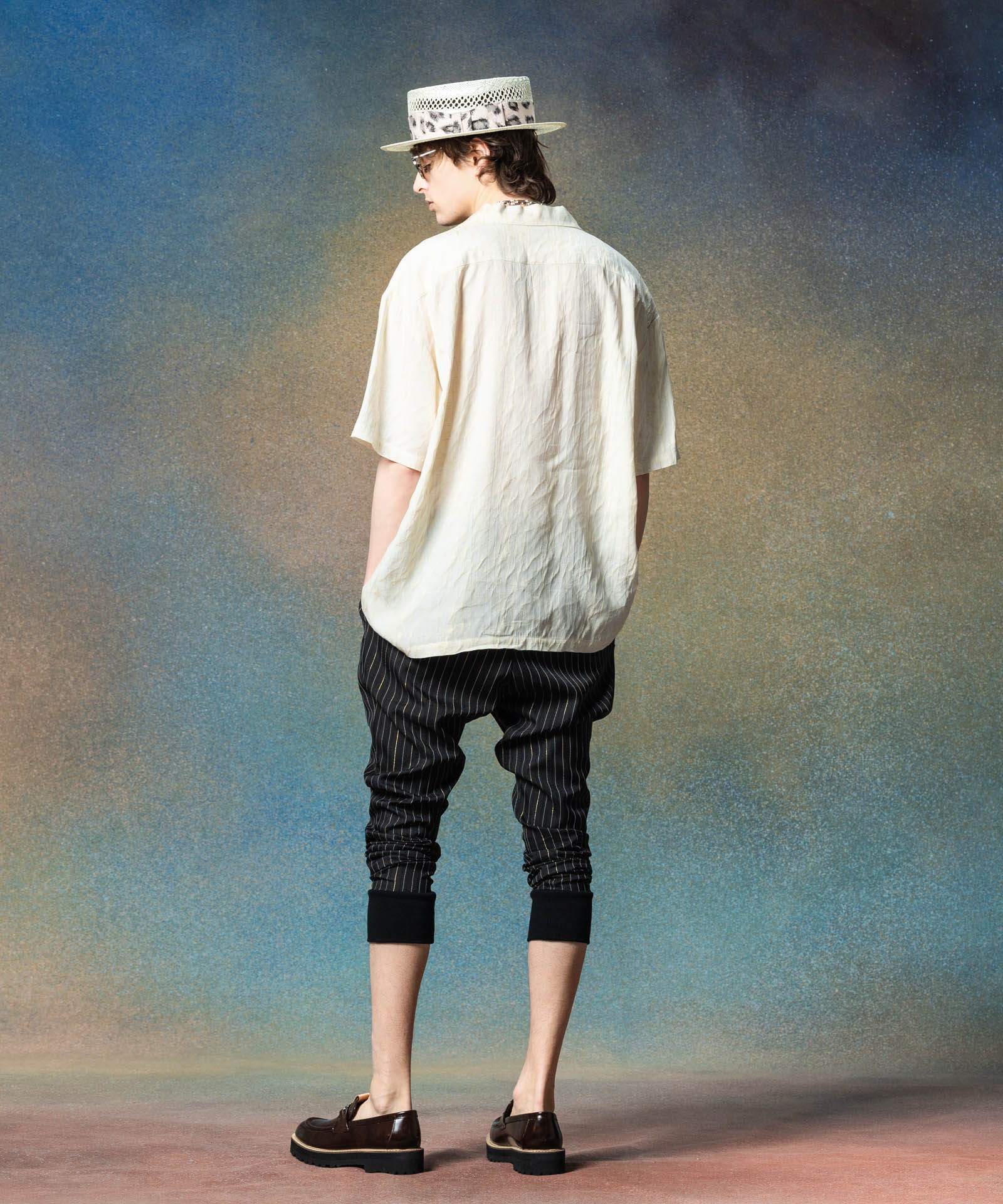 H:186 / C:89 / W:71 / H:92 着用サイズ:L