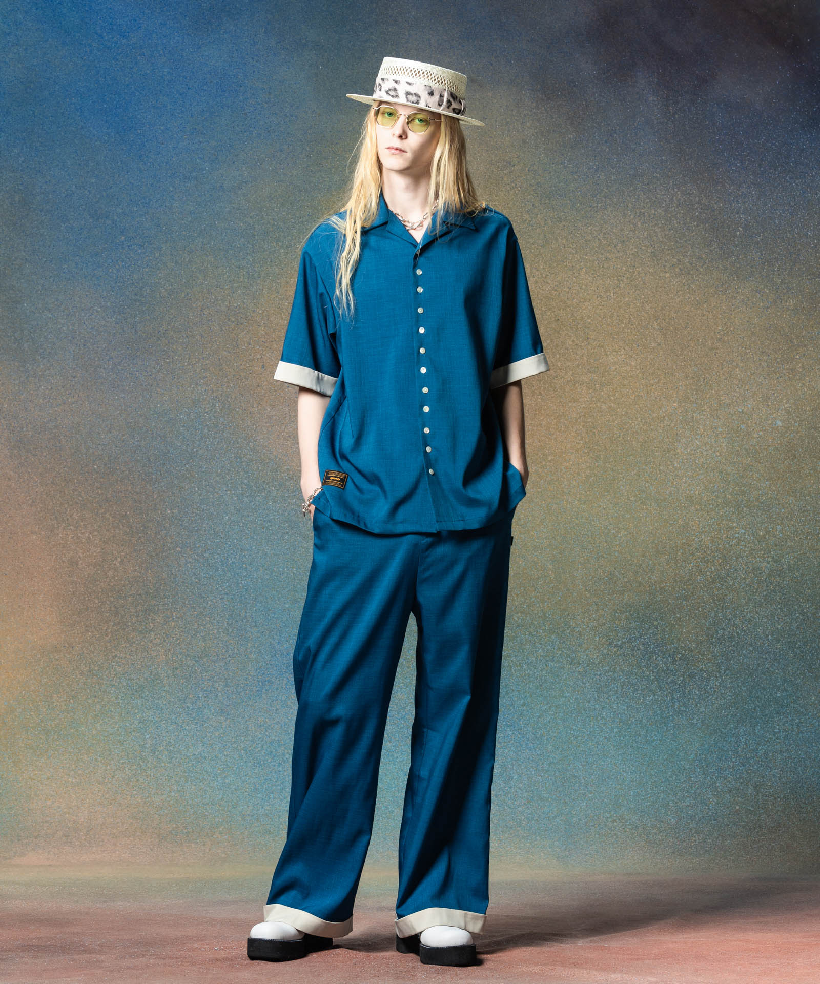 H:185 / C:78 / W:64 / H:88 着用サイズ:L