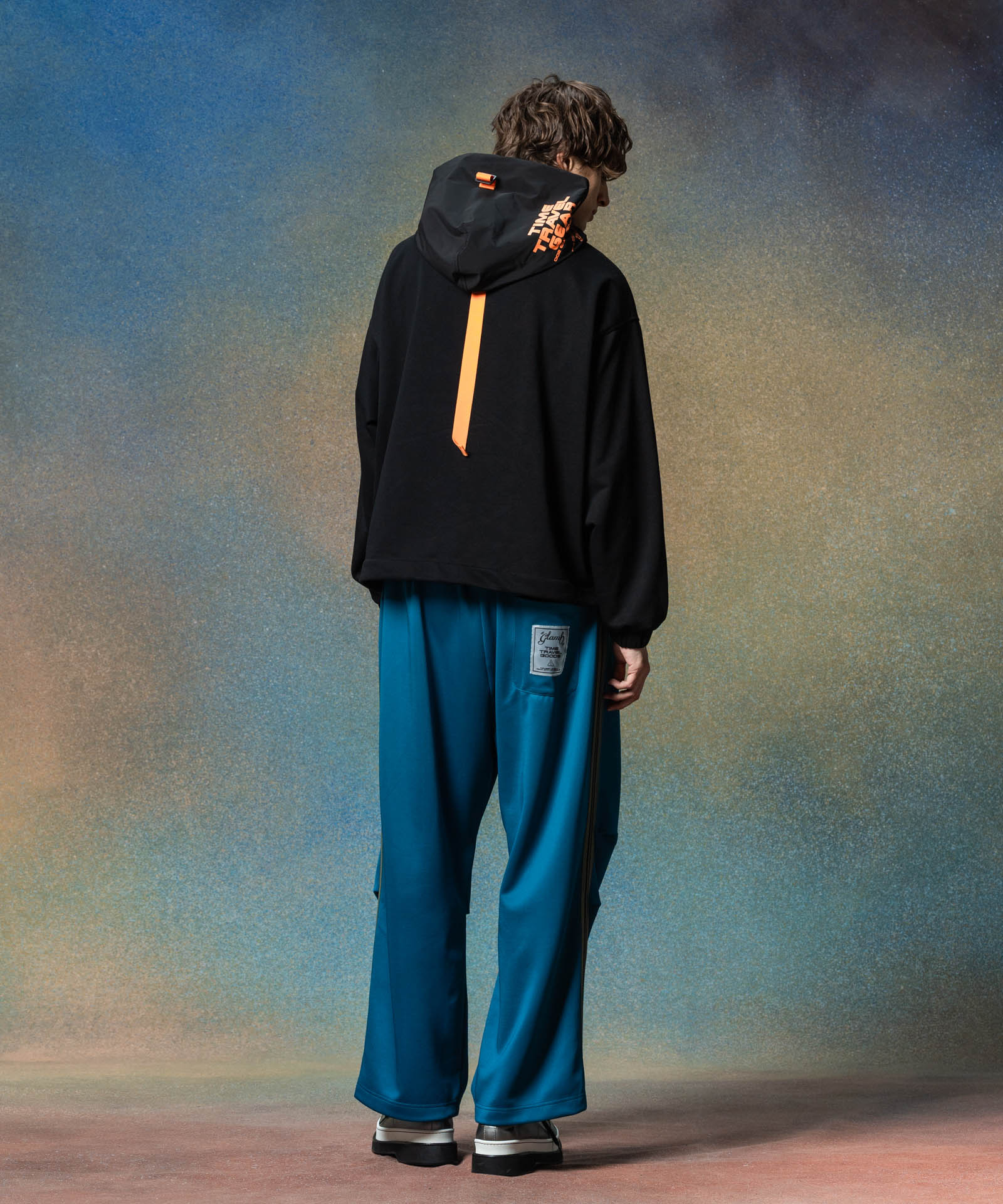 H:186 / C:89 / W:71 / H:92 着用サイズ:M