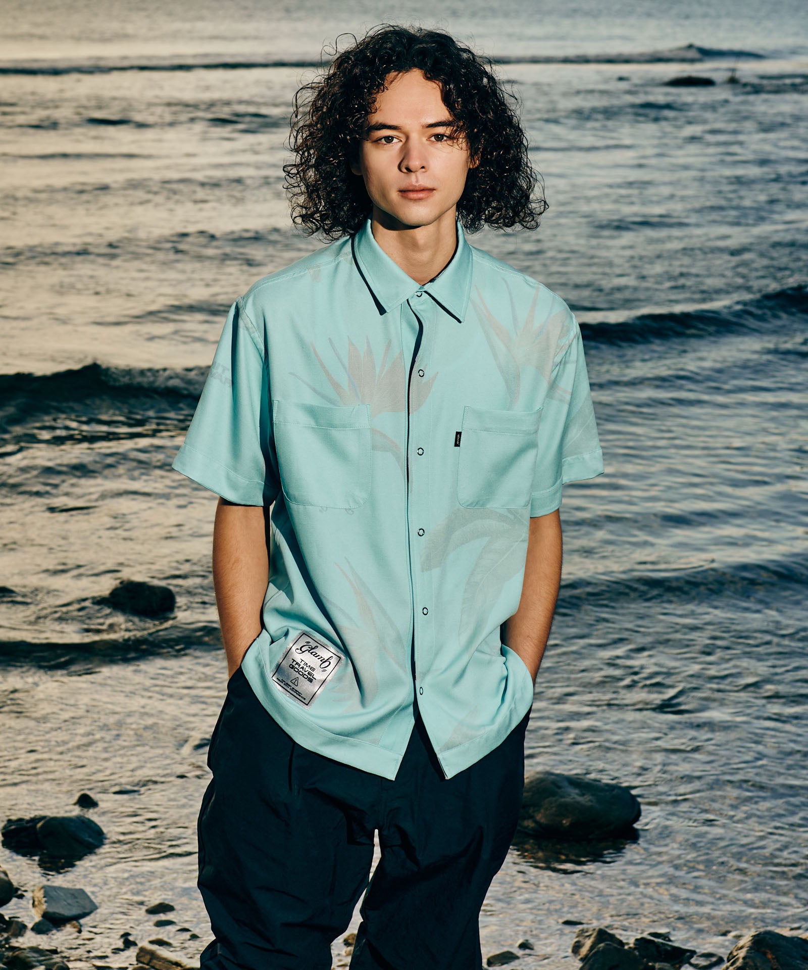 H:175 / C:83 / W:66 / H:87 着用サイズ:L